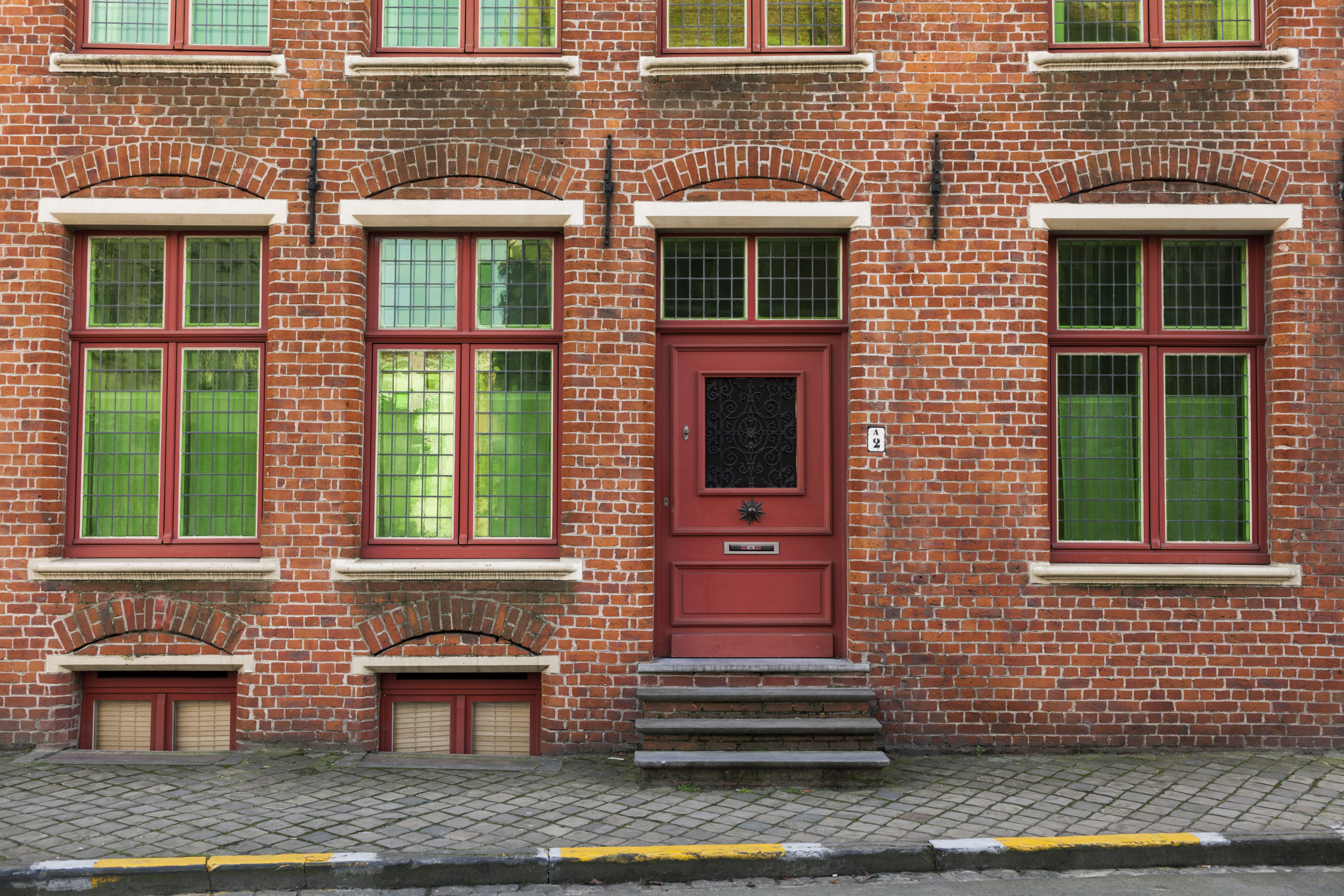 travel, architecture, belgium, plaque, day, 5K, porch, home decor, front door, wall, no people, street, brick wall, sidewalk, walkway, city, door, brugge, HD Wallpaper