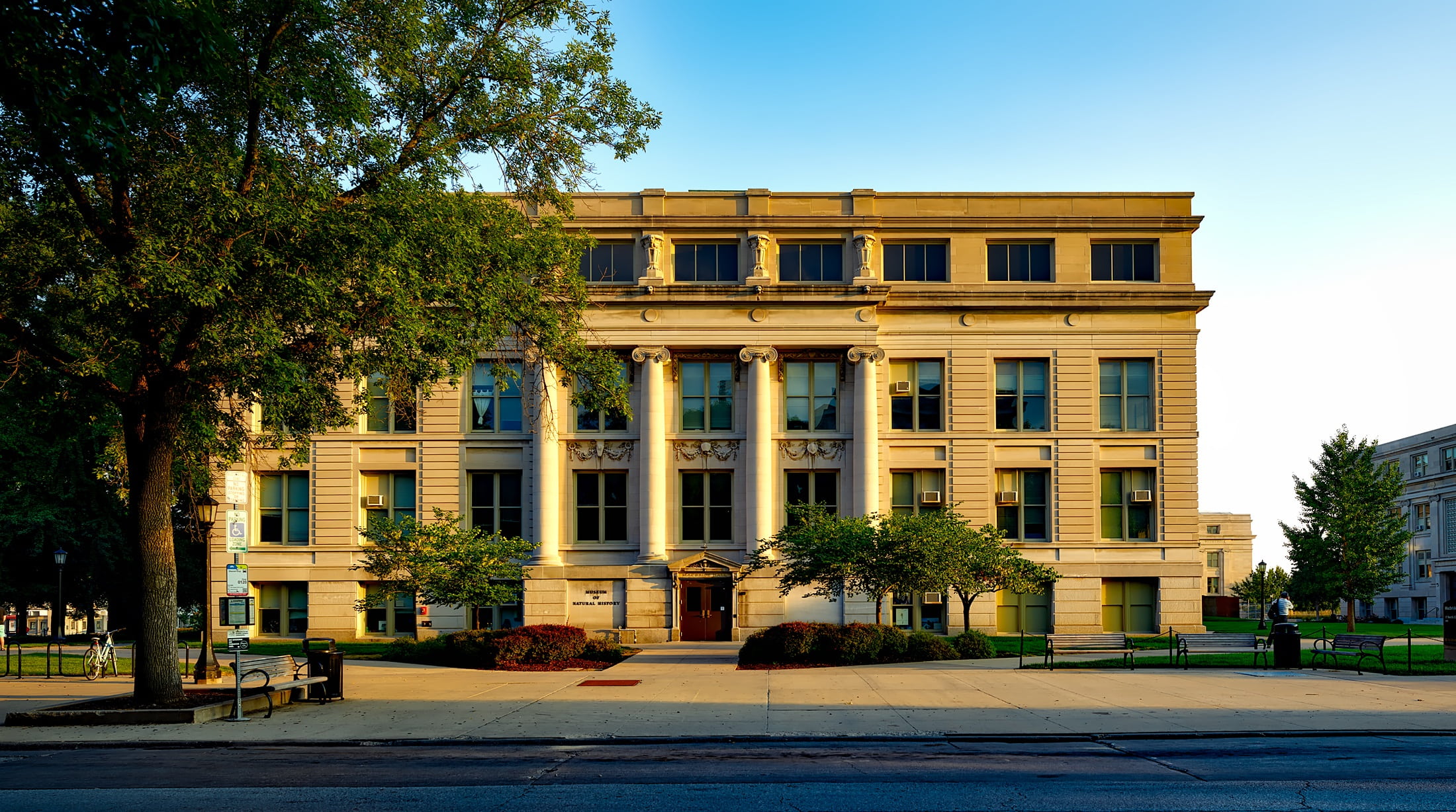 hdr, architecture, residential district, university of iowa, concrete, panorama, colleges, facade, day, city, education, modern, daytime, urban Scene, street, HD Wallpaper