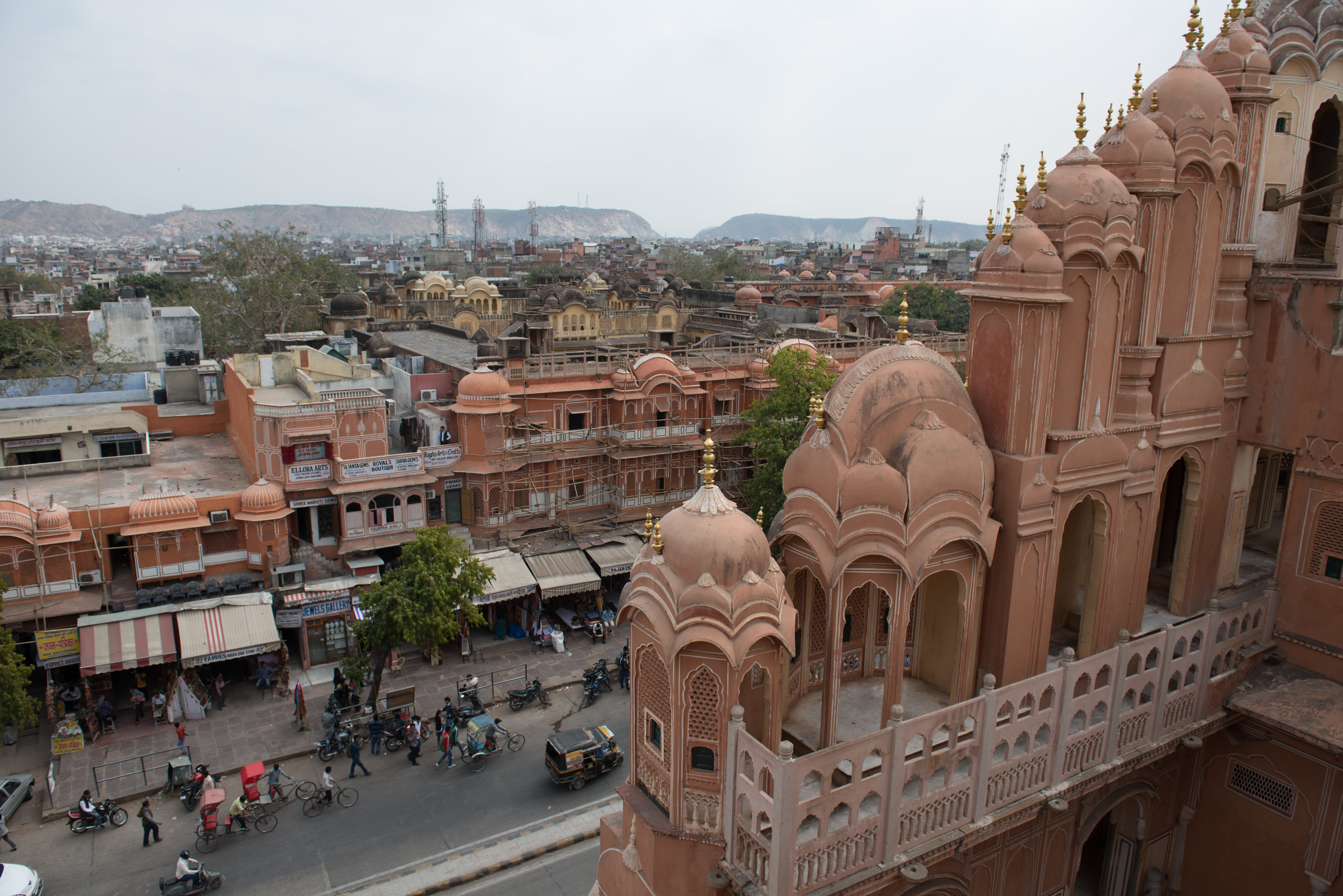 architecture, spirituality, crowd, nature, the past, building, history, belief, day, wind palace, jaipur, concrete, city, travel destinations, dome, travel, HD Wallpaper