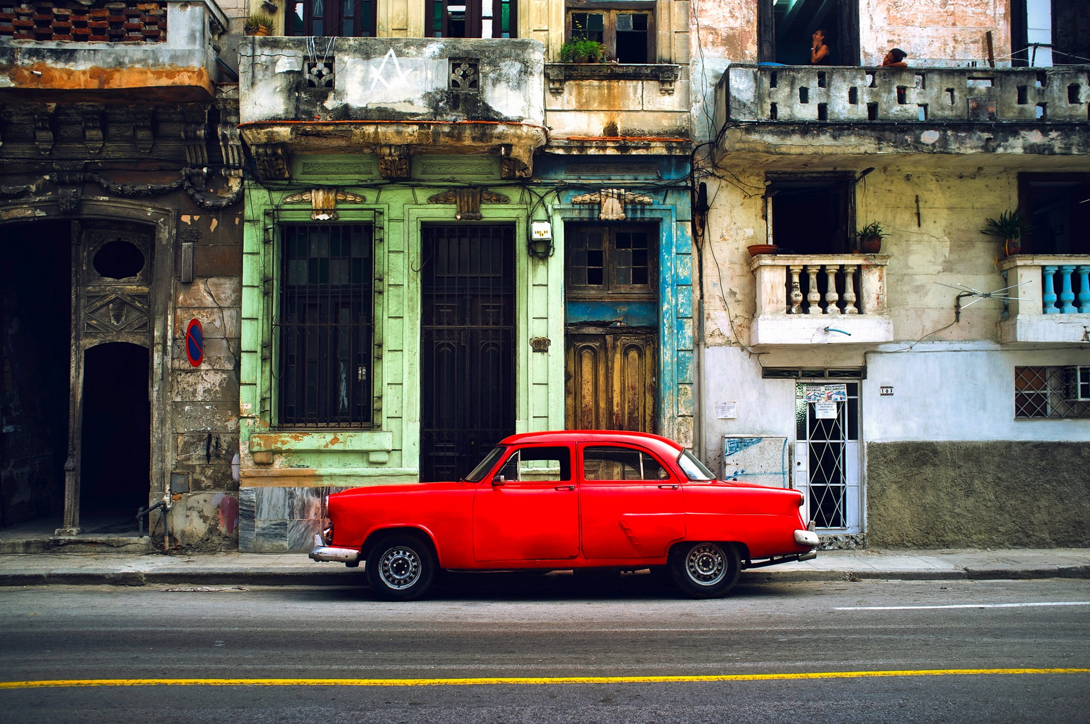 cuba, daytime, buildings, mode of transportation, land vehicle, no people, street, building exterior, beside, built structure, coupe, havana, motor vehicle, HD Wallpaper