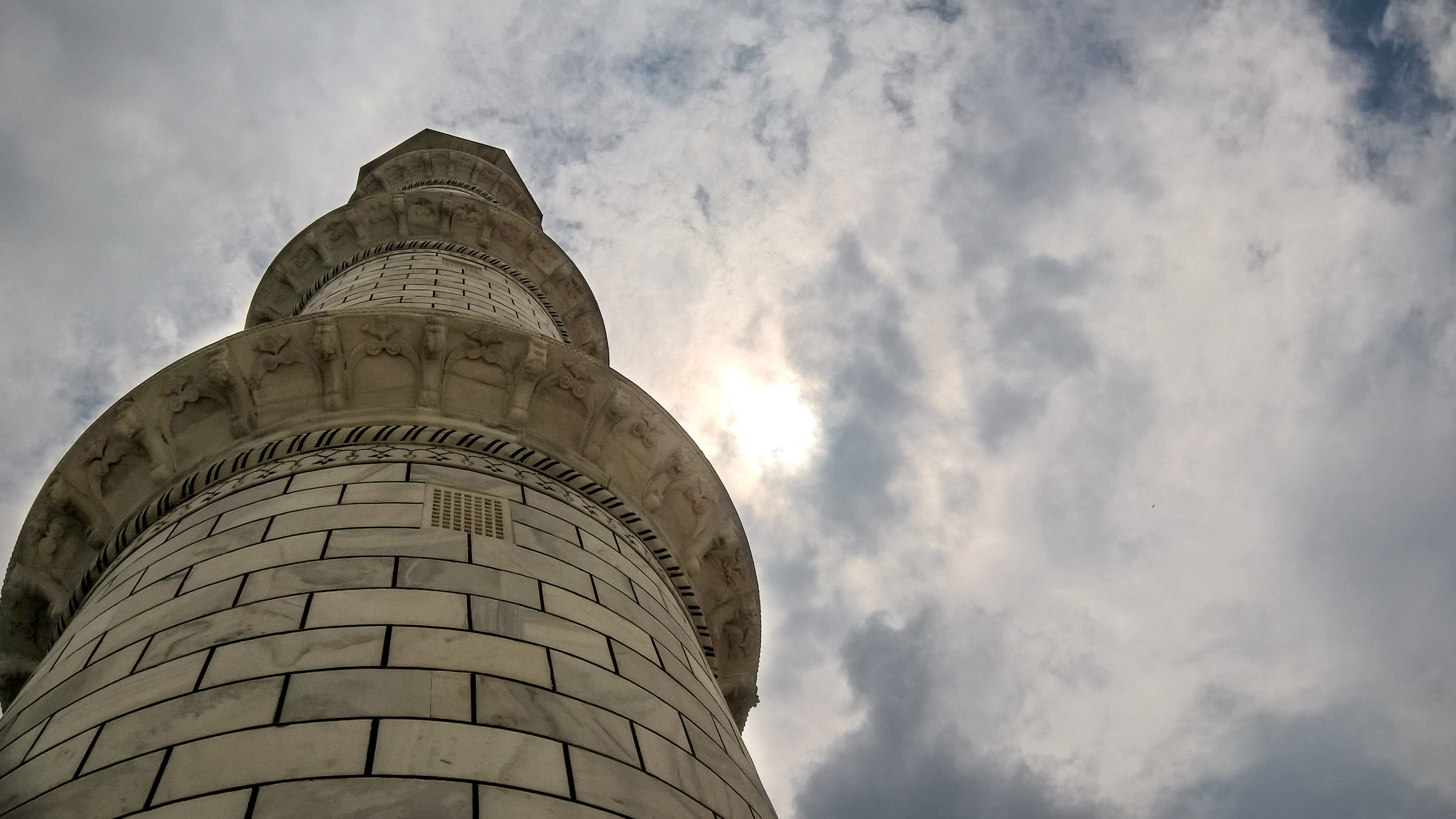 tall - high, nature, 4K, tourism, india, architecture, ancient civilization, outdoors, low angle view, building exterior, city, no people, built structure, HD Wallpaper