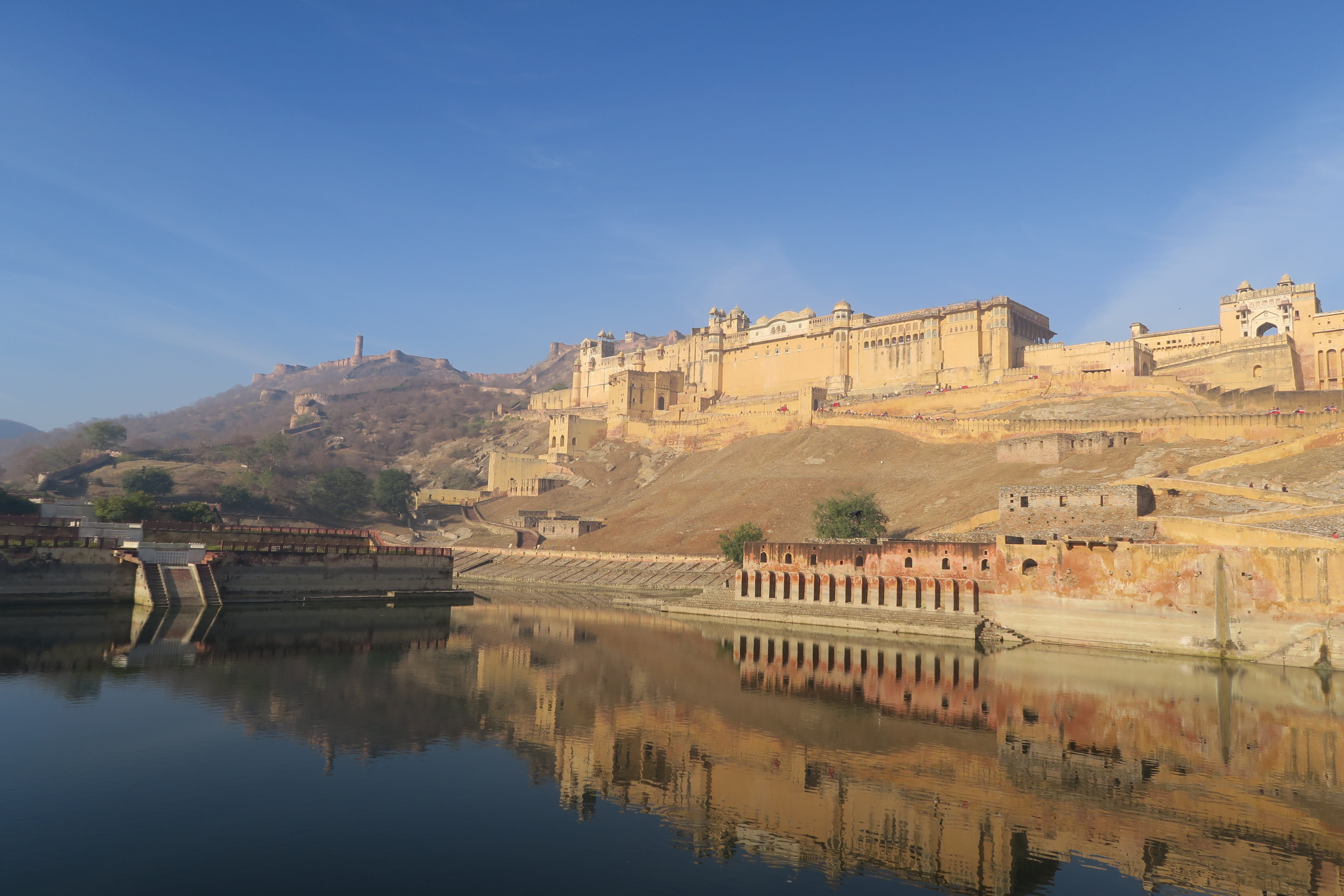 outdoors, travel destinations, lake, tourism, building, the past, castle, jaipur, fort, building exterior, amber fort, day, palace, history, ancient civilization, HD Wallpaper