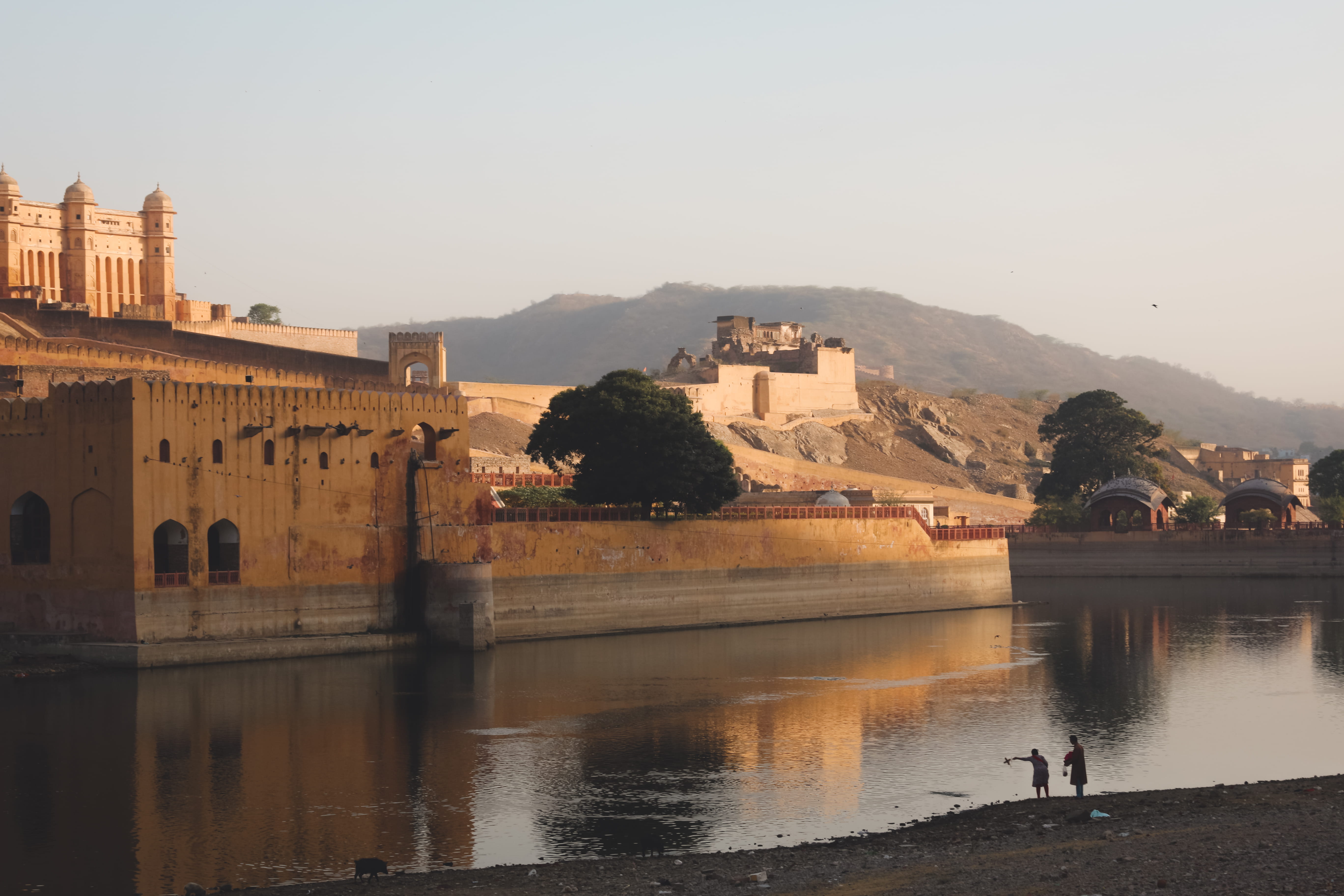 old, building exterior, travel destinations, building, jaipur, reflection, the past, tourism, city, river, outdoors, waterfront, 5K, mountain, travel, HD Wallpaper