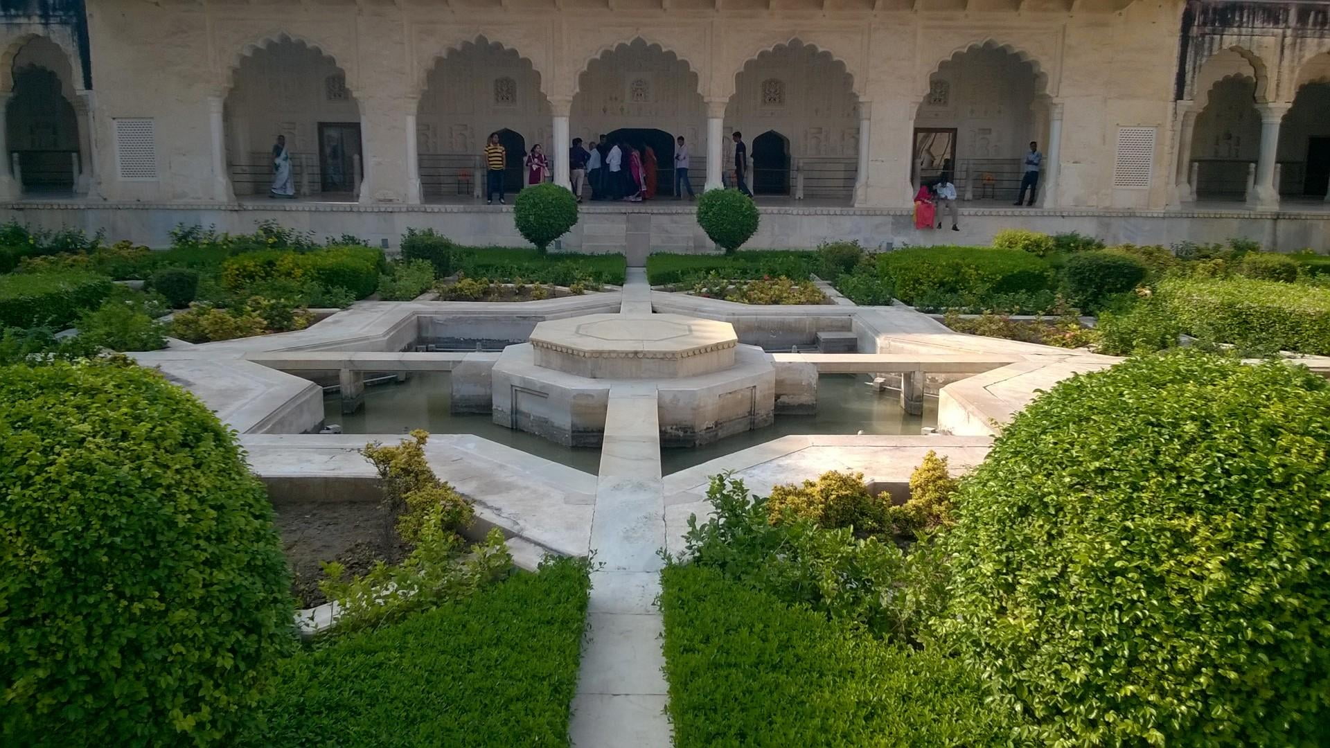 built structure, courtyard, day, architecture, outdoors, fort, travel, star, history, growth, the past, tourism, building exterior, nature, travel destinations, HD Wallpaper