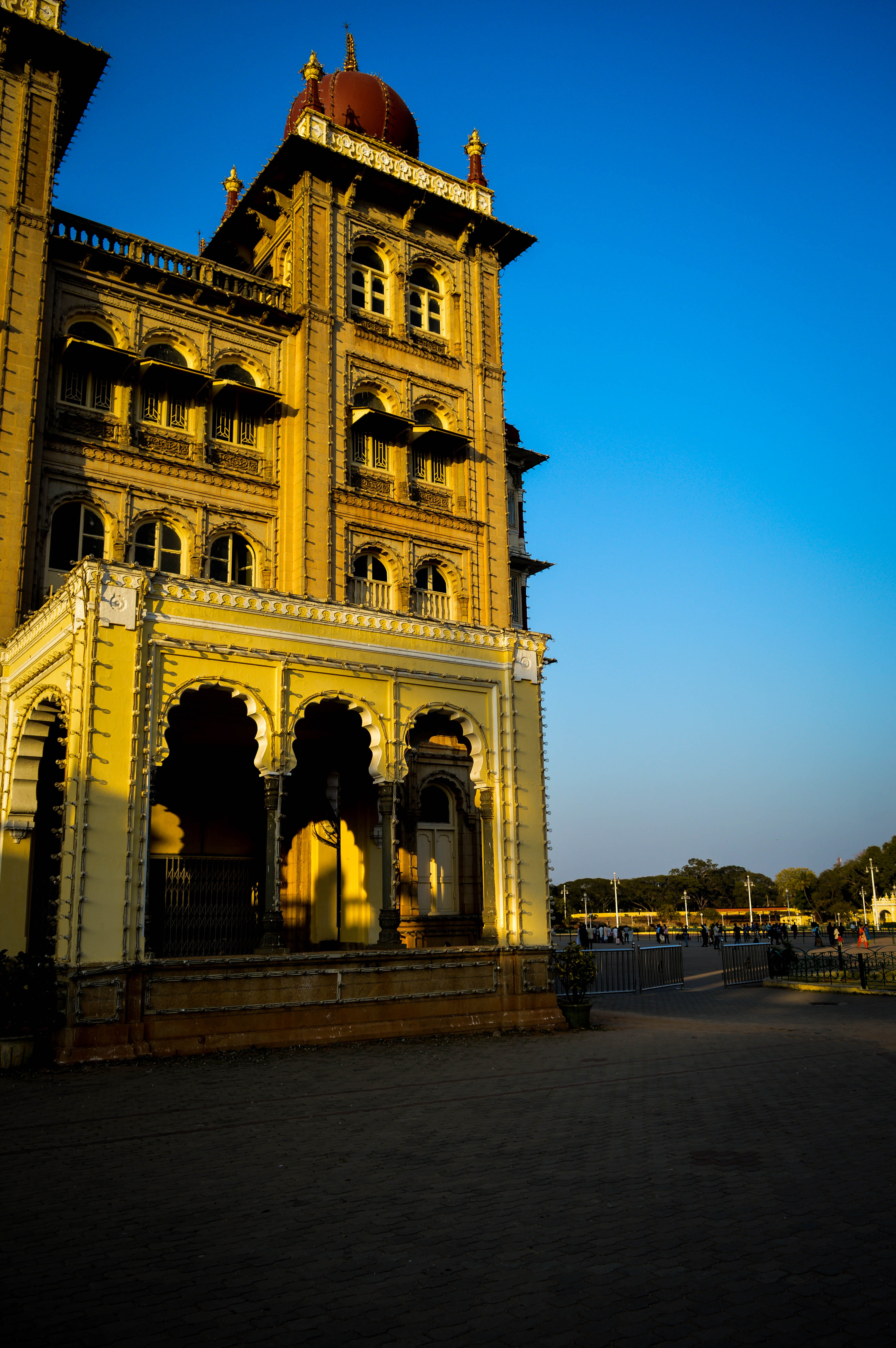 palace, facade, travel, incidental people, dusk, blue, maharajas, illuminated, india, building exterior, arch, clear sky, mysore, built structure, the past, Phone HD Wallpaper