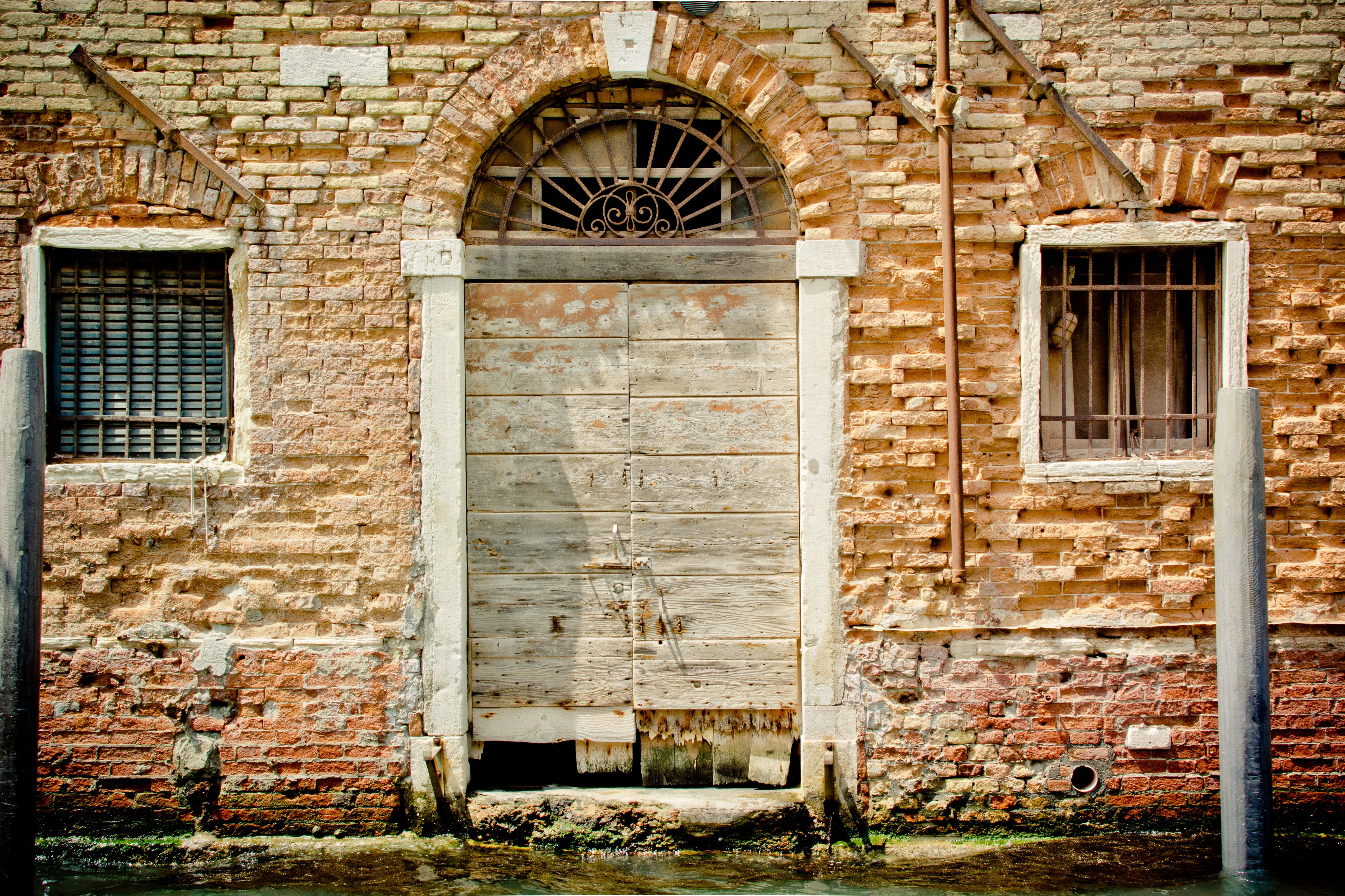 wooden gate, day, lapsed, no people, wooden door, entrance, goal, wall, building, 4K, weathered, outdoors, window, stone, brick, built structure, run-down, HD Wallpaper