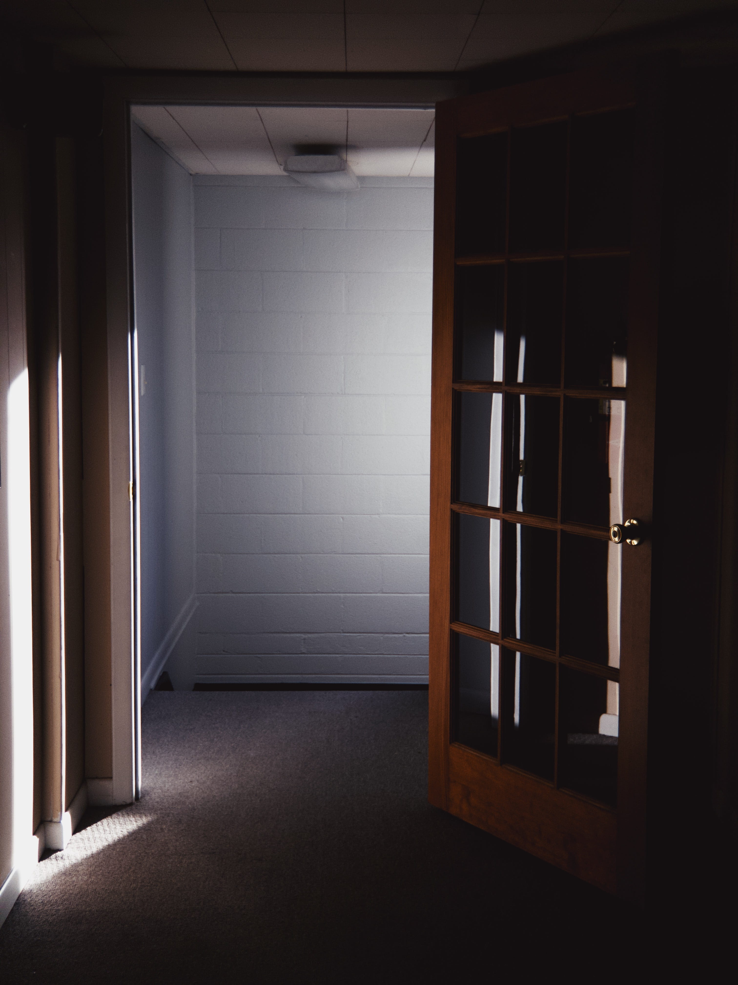 united states, no people, arcade, floor, 4K, urban, closed, sliding door, hallway, glass - material, absence, architecture, passing, day, french door, Phone HD Wallpaper