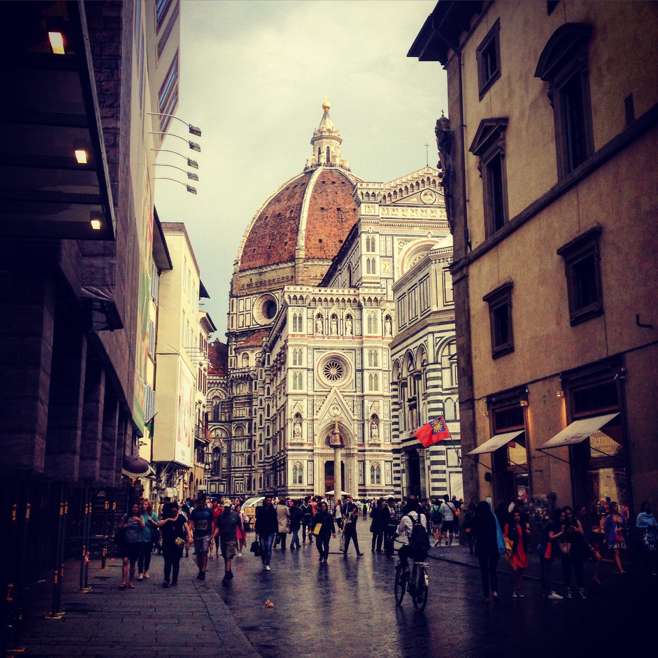 city, santa, Santa Maria Del Fiore, religion, travel destinations, historical centre, built structure, tourism, Florence, history, crowd, italy, building, Phone HD Wallpaper