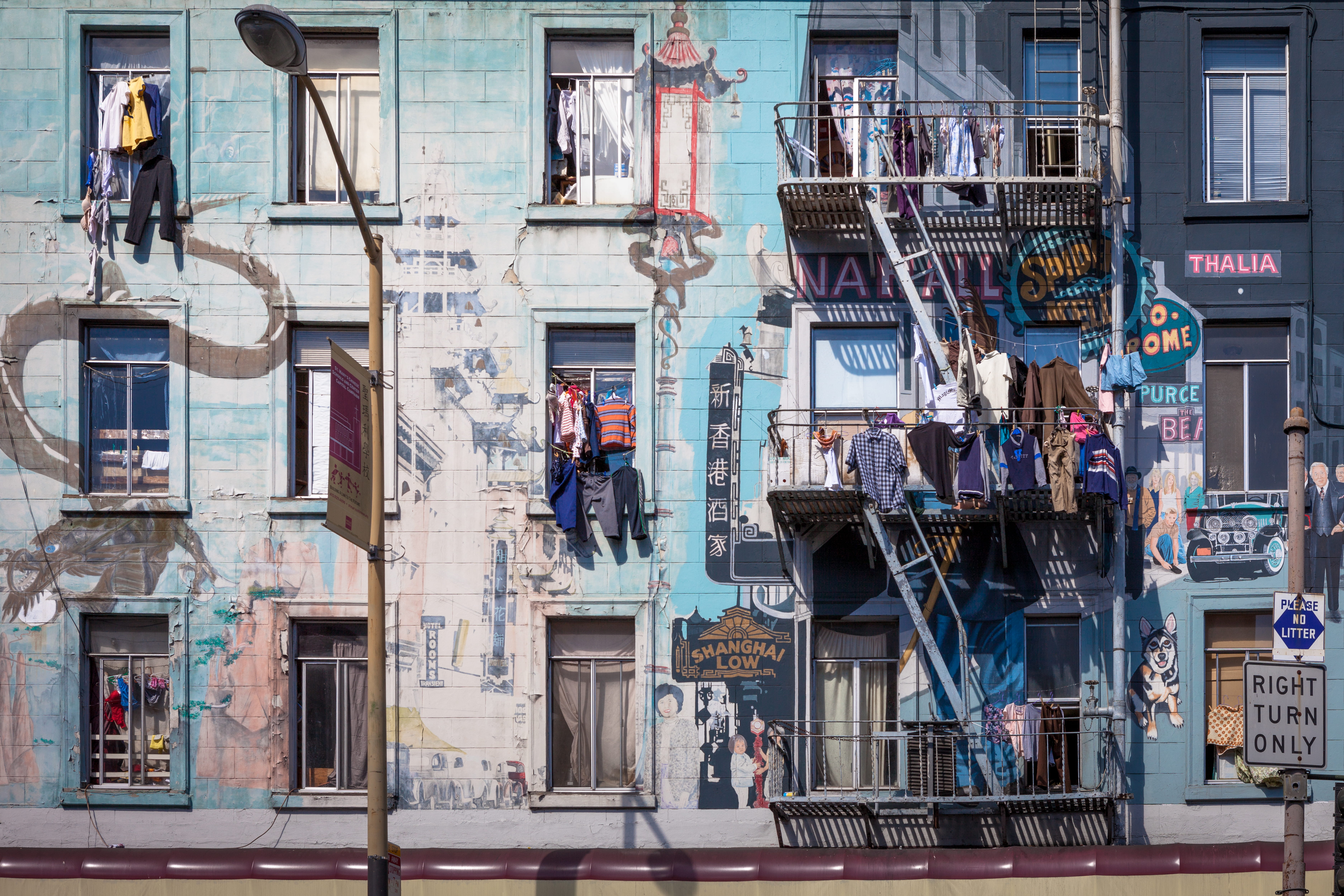 clothed, tenement, group of people, 5K, rails, balcony, outdoors, terrace, art, clothes, apartment, laundry, hanged, street lamp, multicolored, window, HD Wallpaper