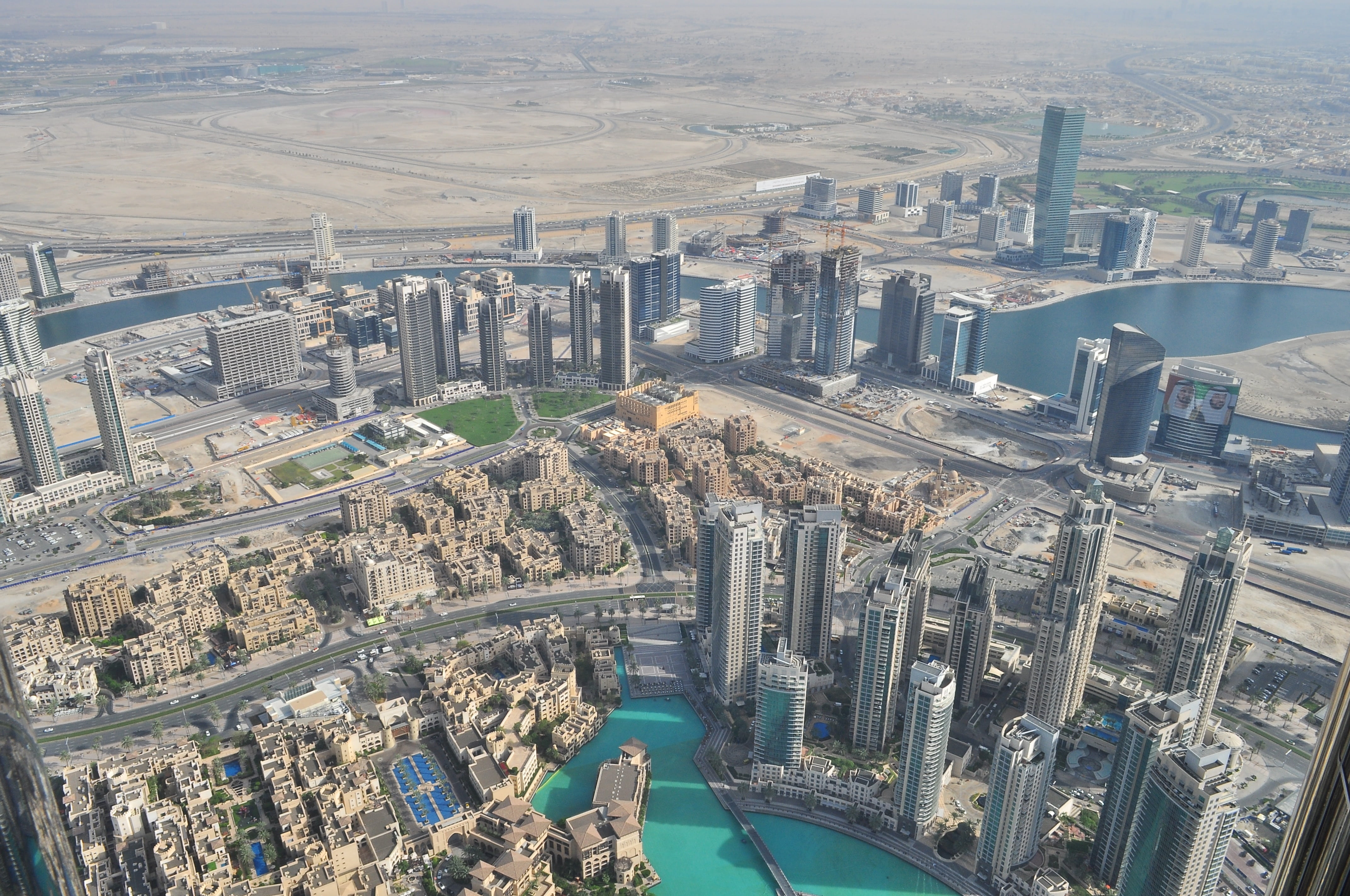 office, building exterior, high rise, river, residential district, outdoors, office building exterior, modern, lakes, aerial, photo, view, infrastructures, HD Wallpaper
