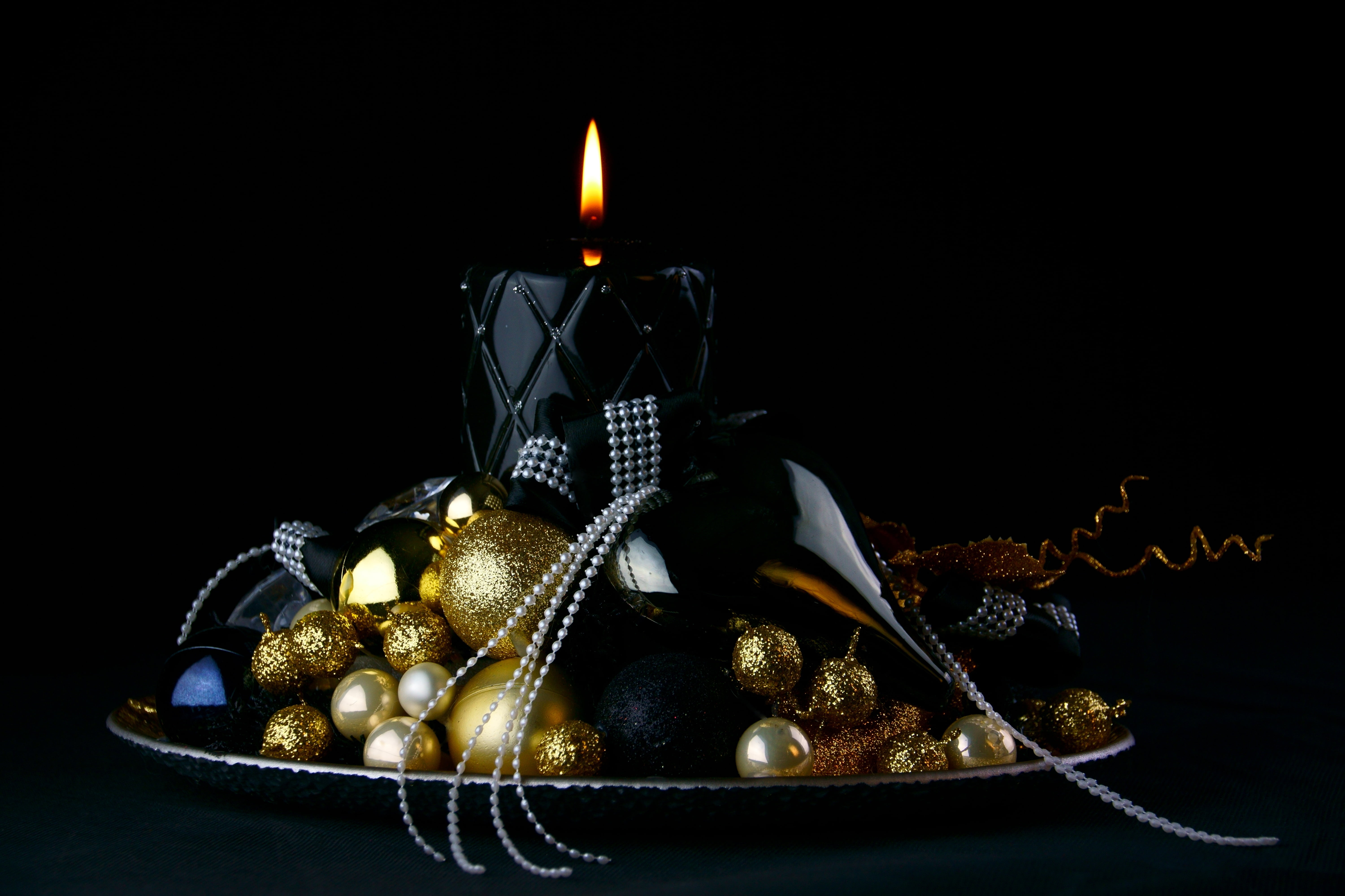 pillar, freshness, fire - natural phenomenon, 5K, black, large group of objects, studio shot, healthy eating, flame, nature, food, fire, burning, christmas, HD Wallpaper