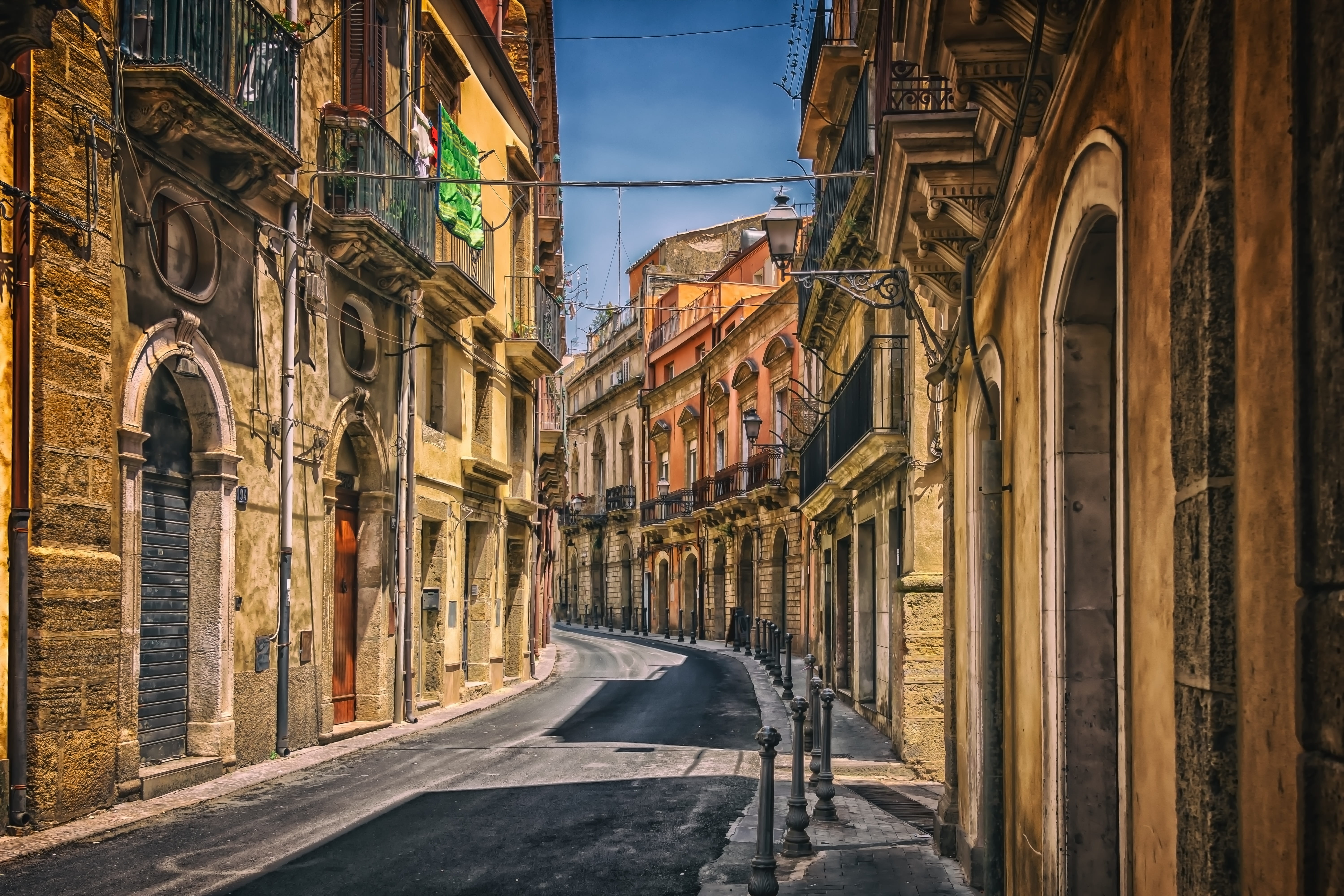 transportation, facade, religion, city, gothic style, travel destinations, downtown, history, spirituality, building, outdoors, 5K, mediterranean, cityscape, HD Wallpaper