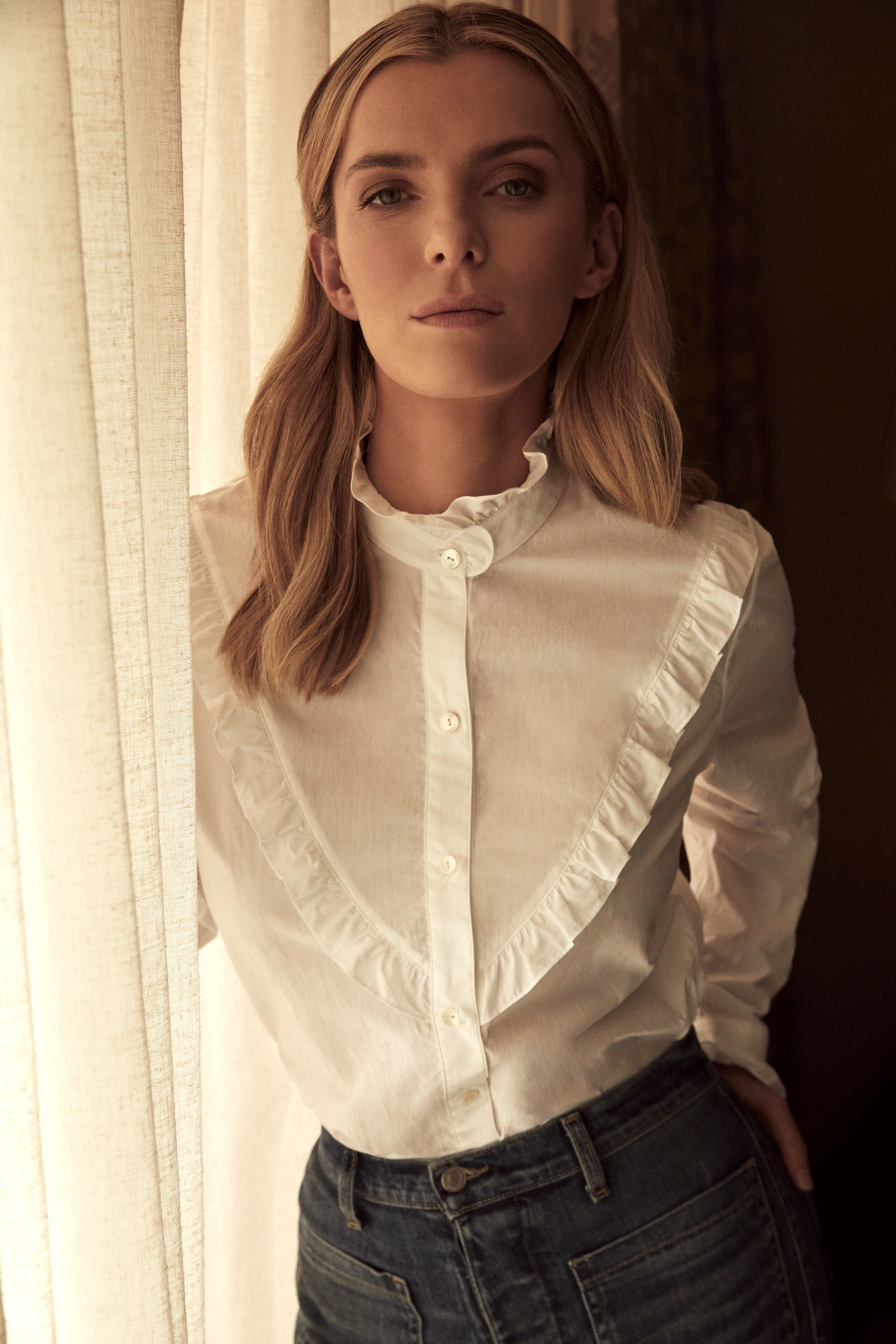 2K, blonde, blouse, actress, women, Betty Gilpin, Phone HD Wallpaper