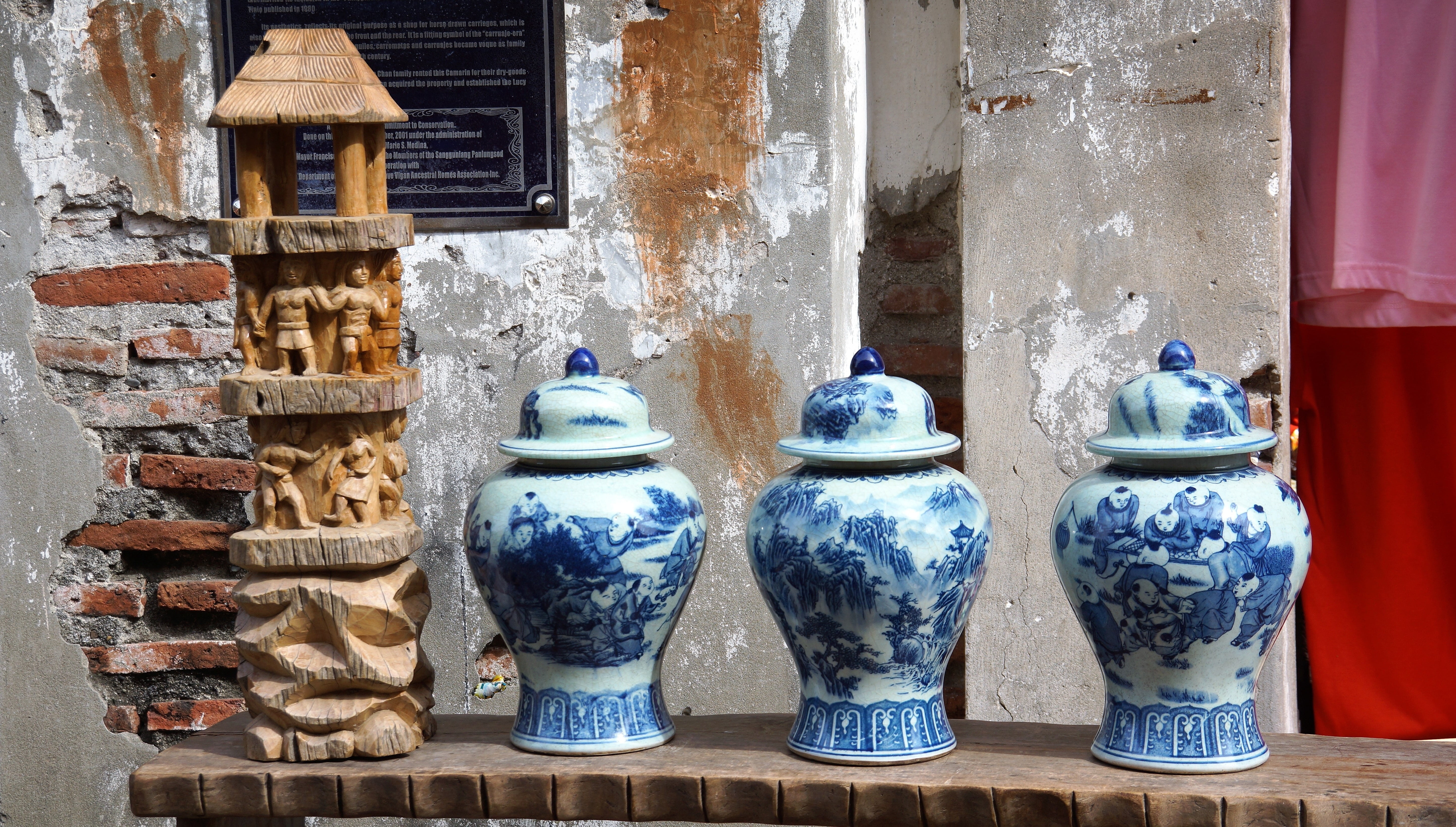 pattern, old, vigan, still life, built structure, animal representation, antique, wall - building feature, craft, building exterior, ceramics, philippines, HD Wallpaper