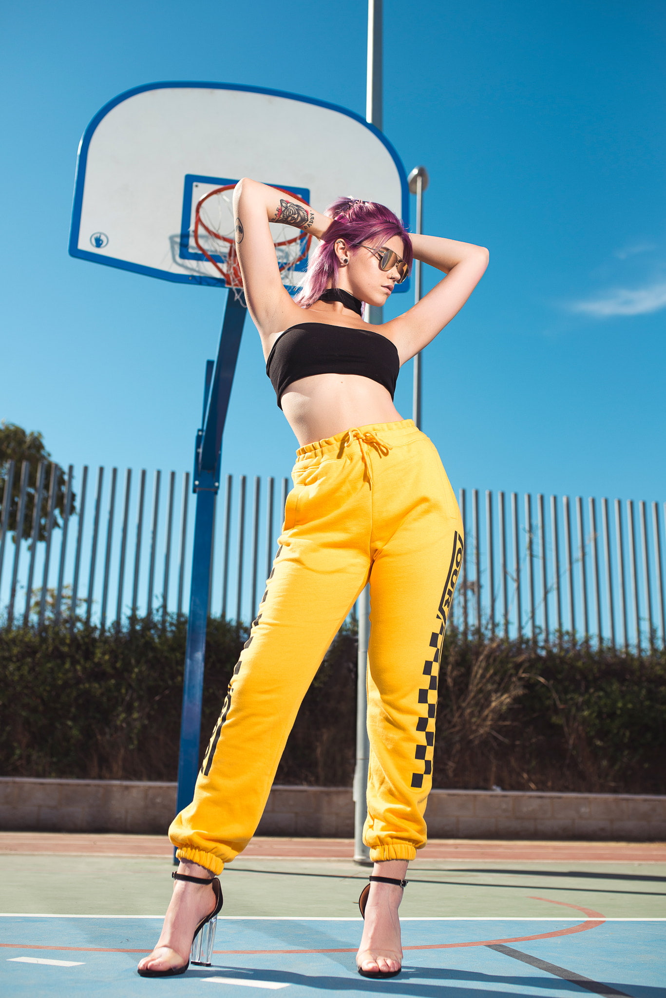 1080P, 500px, pierced nose, women, heels, urban, model, arms up, women with glasses, Juan Antonio Leon, women outdoors, Phone HD Wallpaper