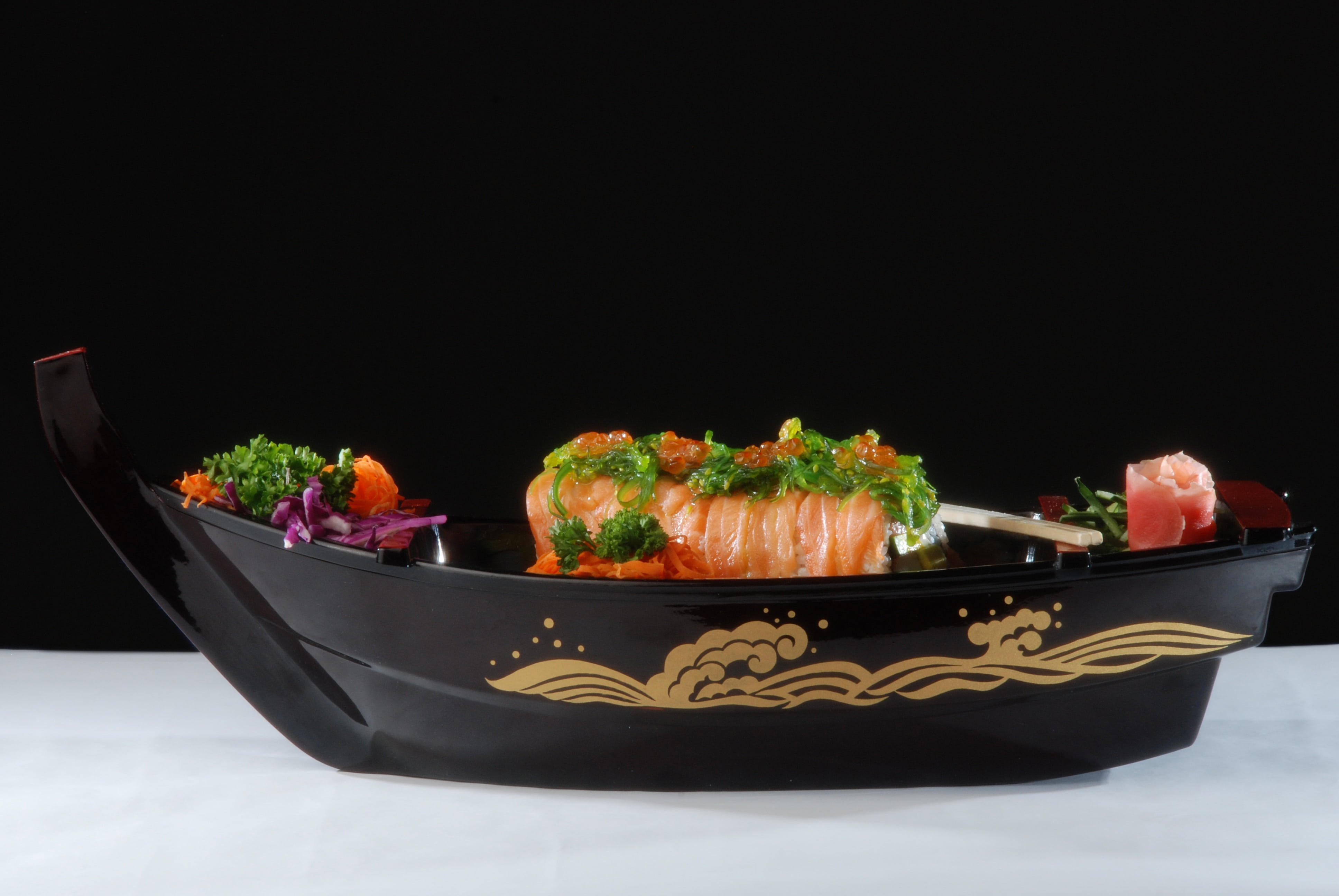 snack, container, sushi boat, asian food, adspublicity, leaf, delicacy, copy space, white, rice, dinner, minced picadera, boat, minced, seaweed, wellbeing, HD Wallpaper