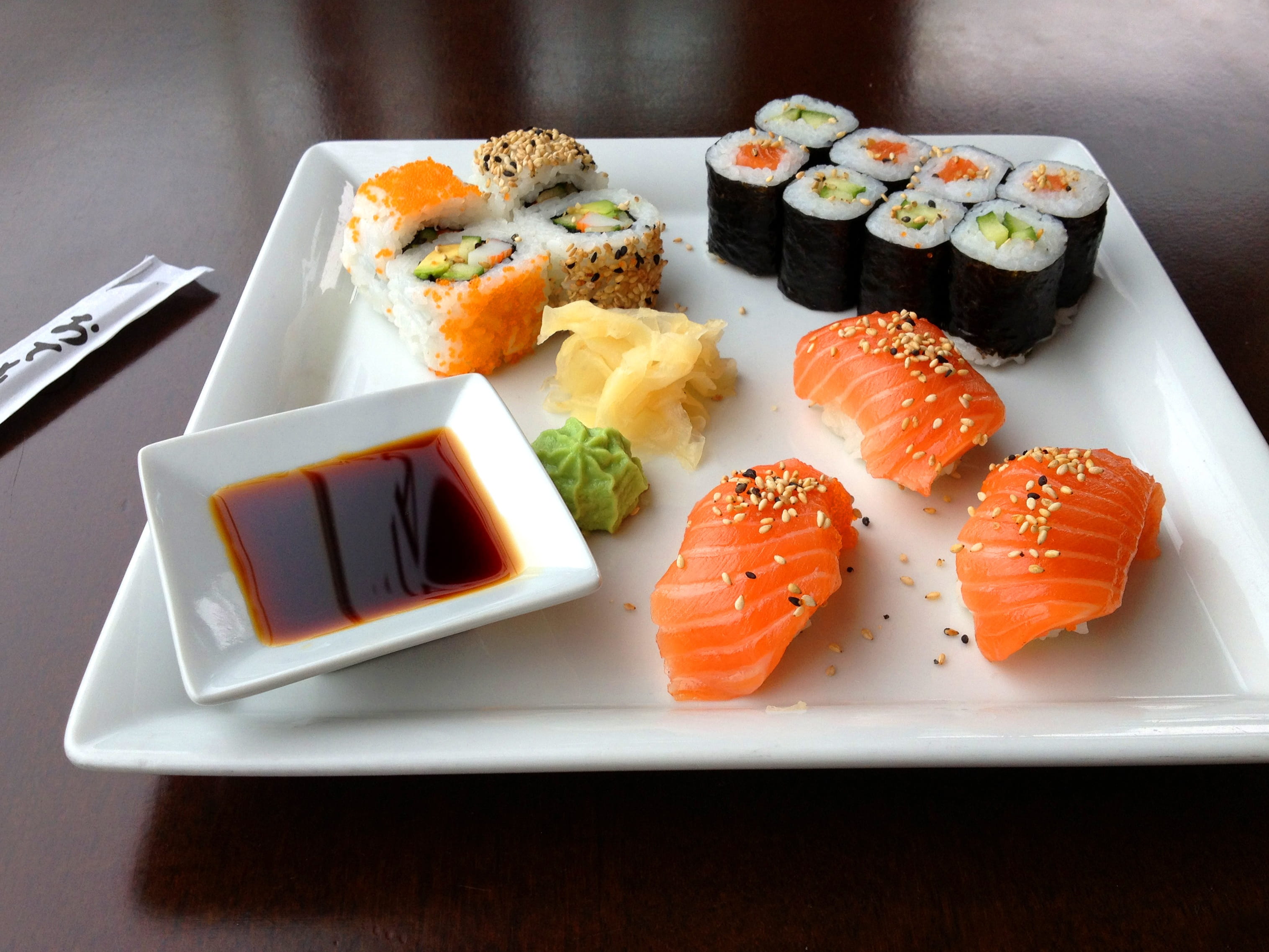 indoors, seafood, healthy Eating, table, dish, sushi, fish, dinner, 2K, restaurant, rice, court, raw Food, maki Sushi, japanese Culture, photo, asian food, HD Wallpaper