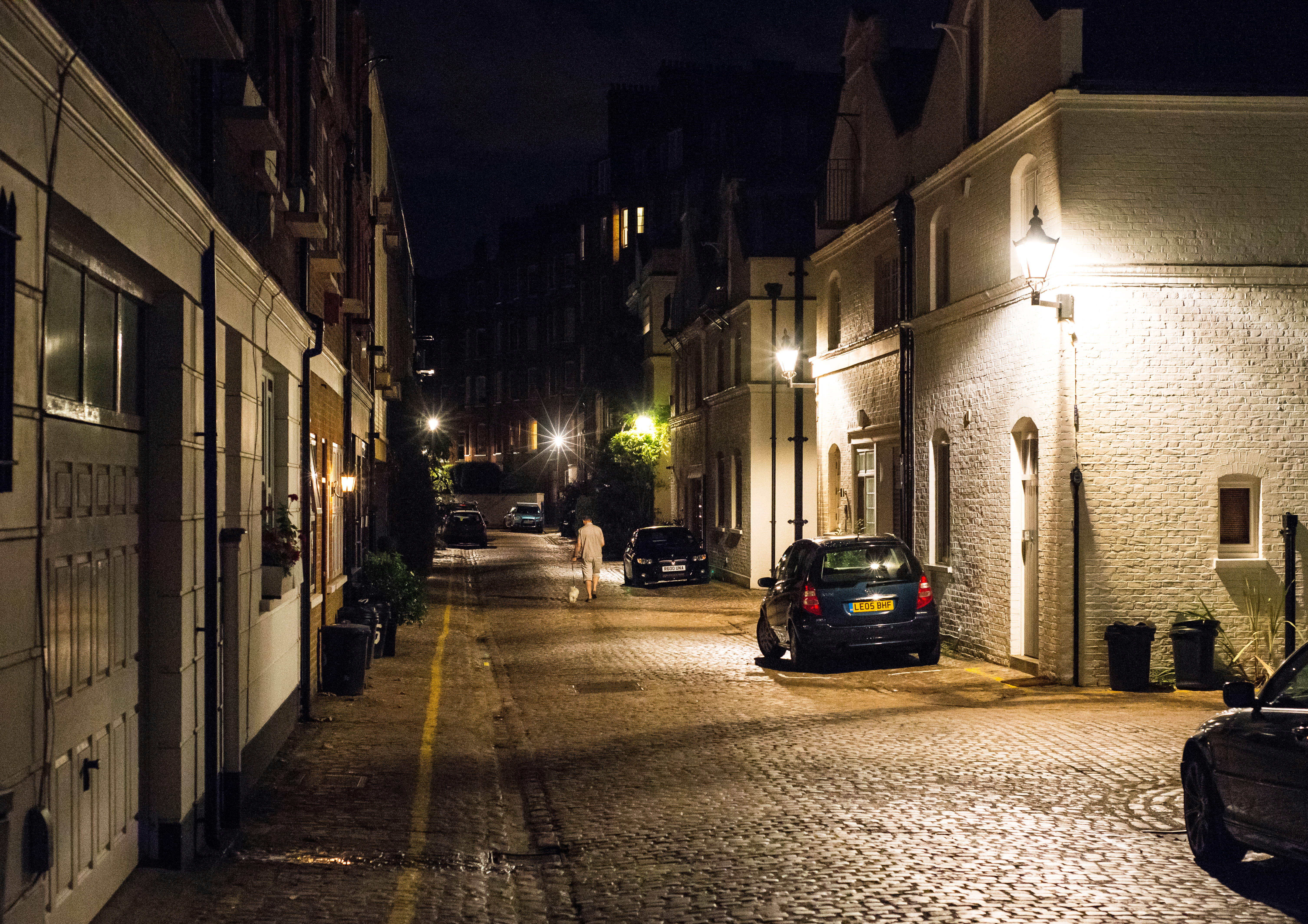 nikon, mode of transportation, cars, the way forward, built structure, united kingdom, car, building exterior, architecture, london, 5K, motor vehicle, HD Wallpaper