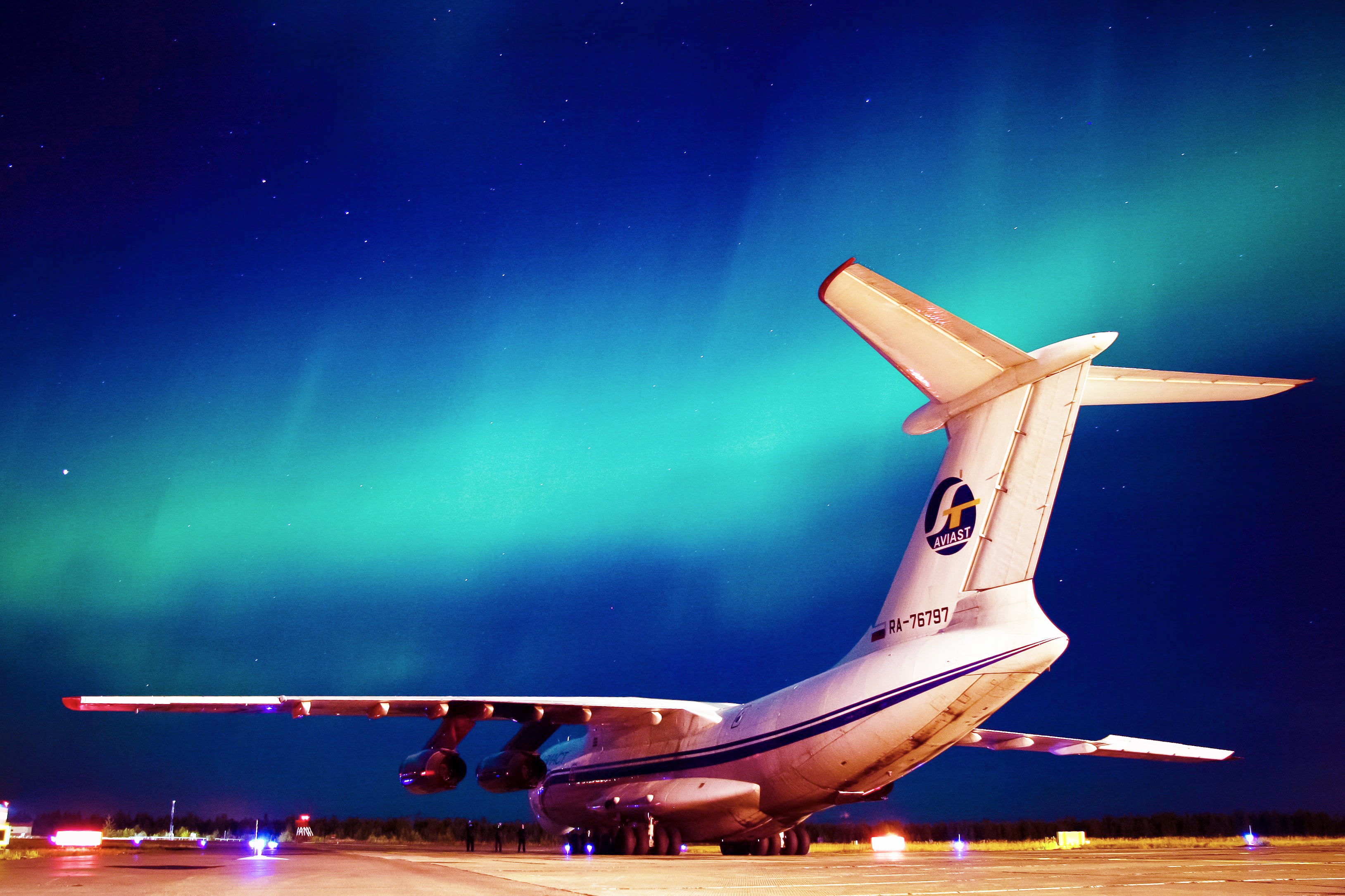 star - space, aerospace Industry, illuminated, blue, photo, engine, mode of transportation, plane, air Vehicle, commercial Airplane, business Travel, ra 76797, HD Wallpaper