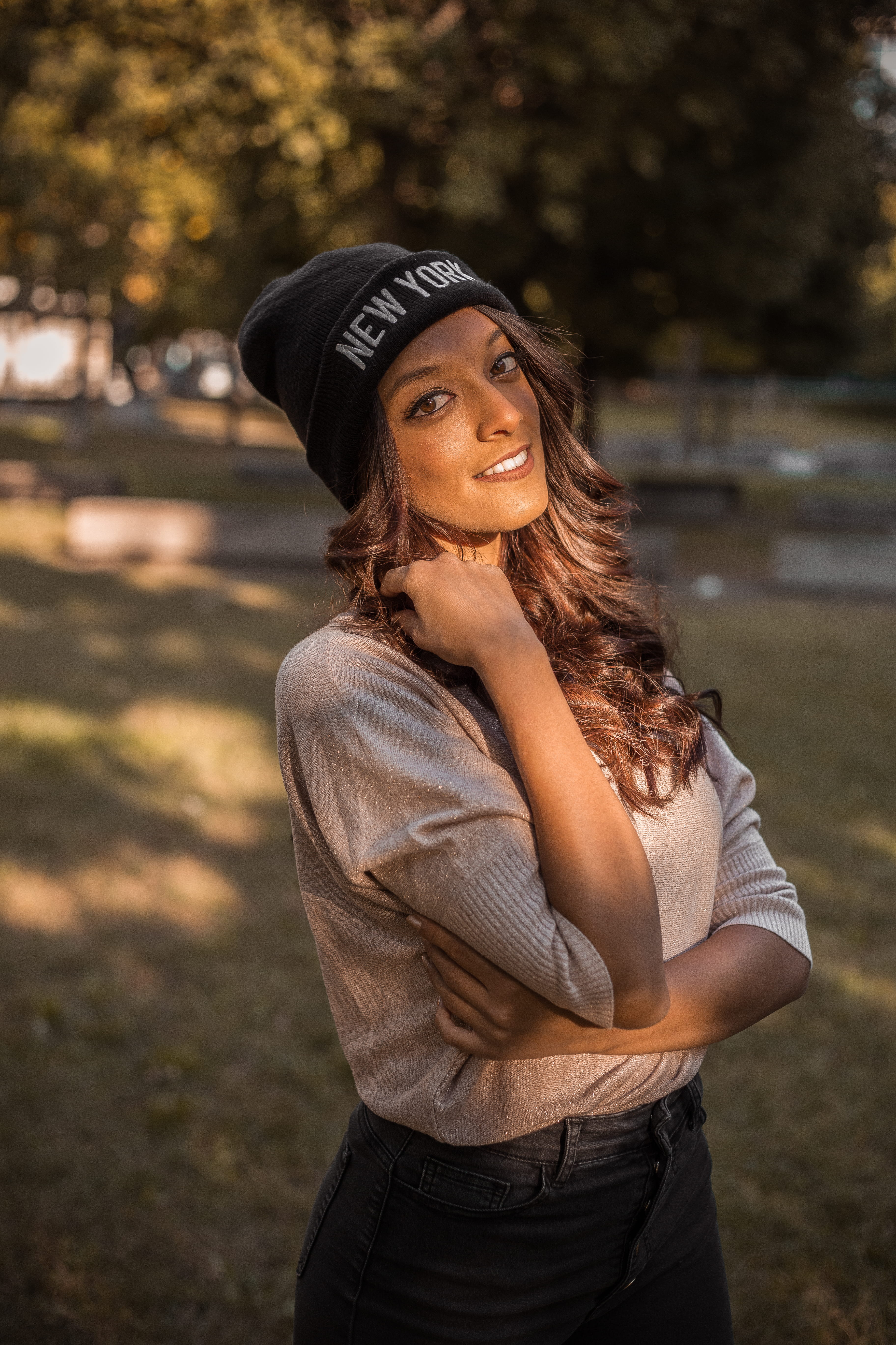 model, one person, urban, lifestyles, standing, facial expression, hair, pose, smiling, looking at camera, beautiful woman, clothing, outdoors, women, hairstyle, Phone HD Wallpaper
