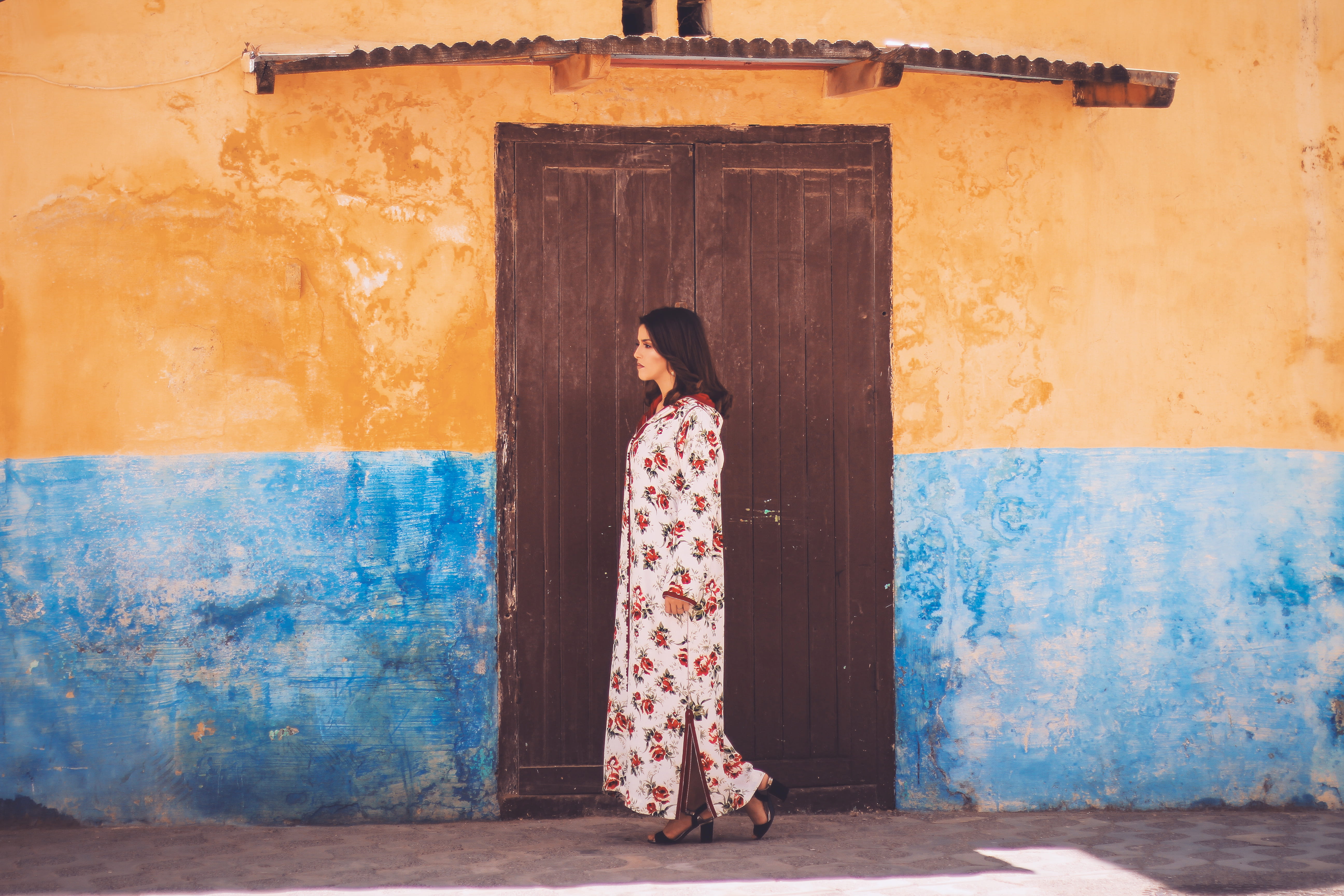 people, sweety, street, wolking, lifestyles, beautiful, color, 5K, beauty, standing, door, blue, tourism, woman, style, model, wall, one Person, cultures, HD Wallpaper