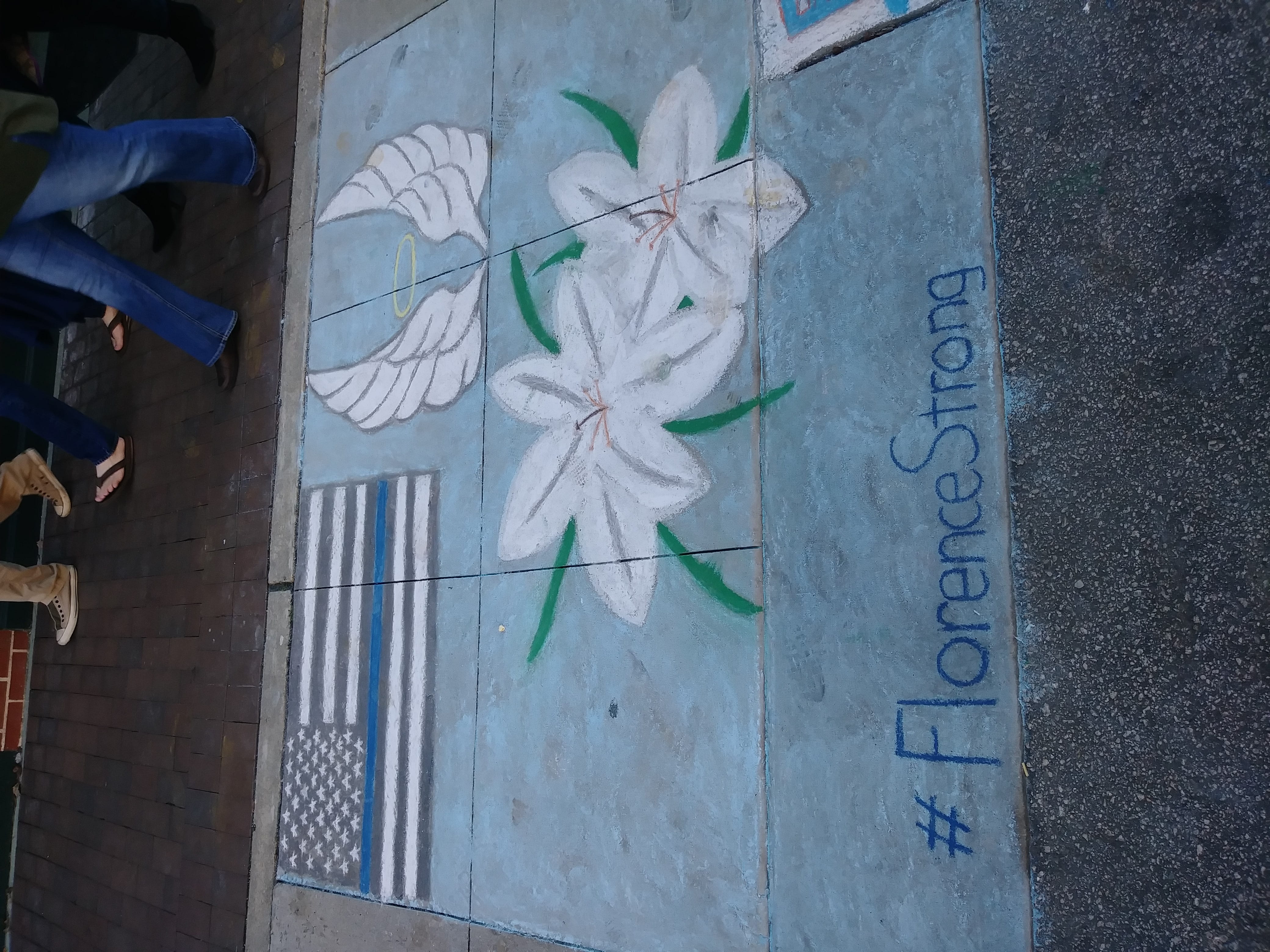 star shape, text, high angle view, craft, art gallery, built structure, communication, nature, street art, floral pattern, flower, united states, hope, HD Wallpaper
