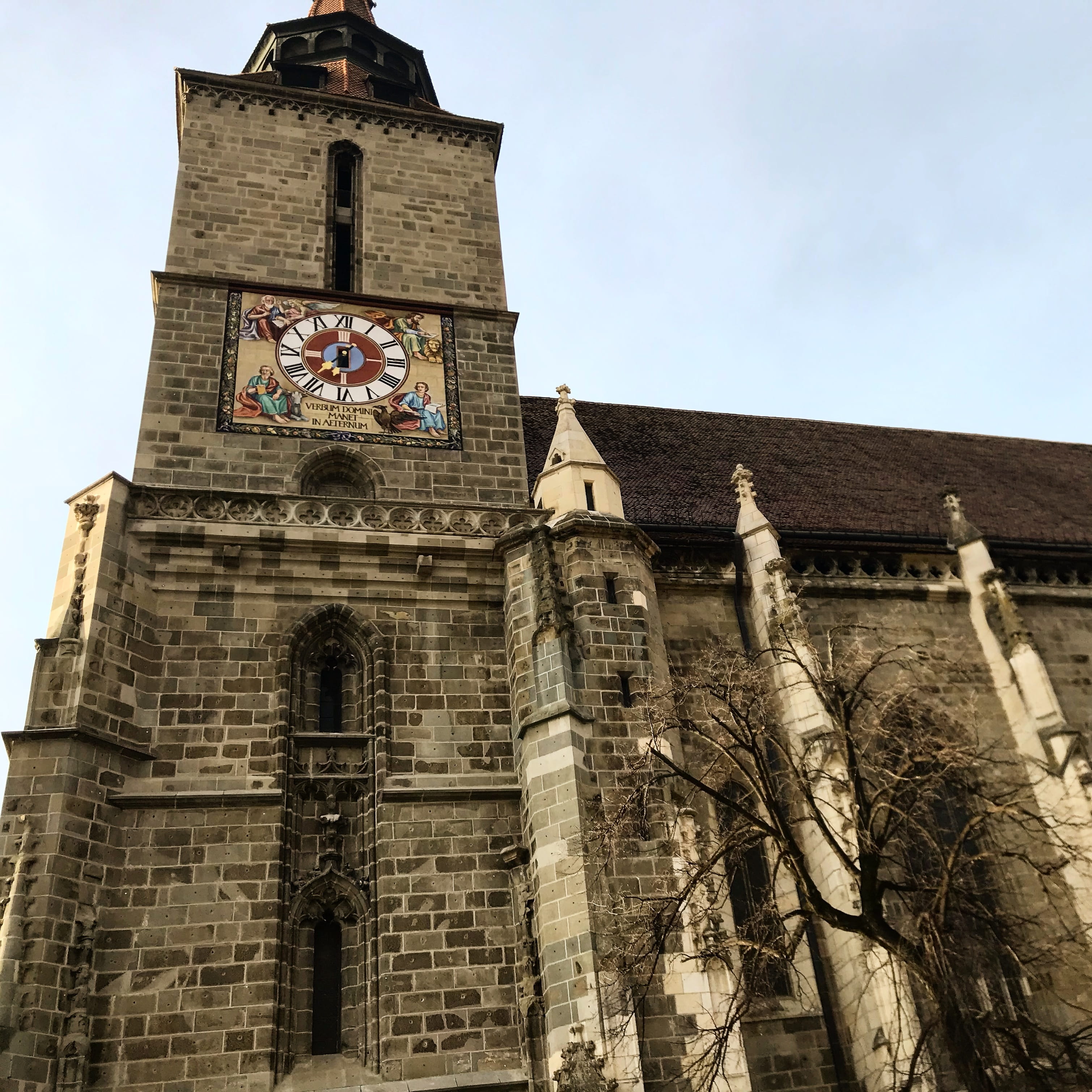 place of worship, low angle view, brasov, clock tower, sky, travel destinations, architecture, day, the past, tower, belief, religion, no people, 2K, building, Phone HD Wallpaper