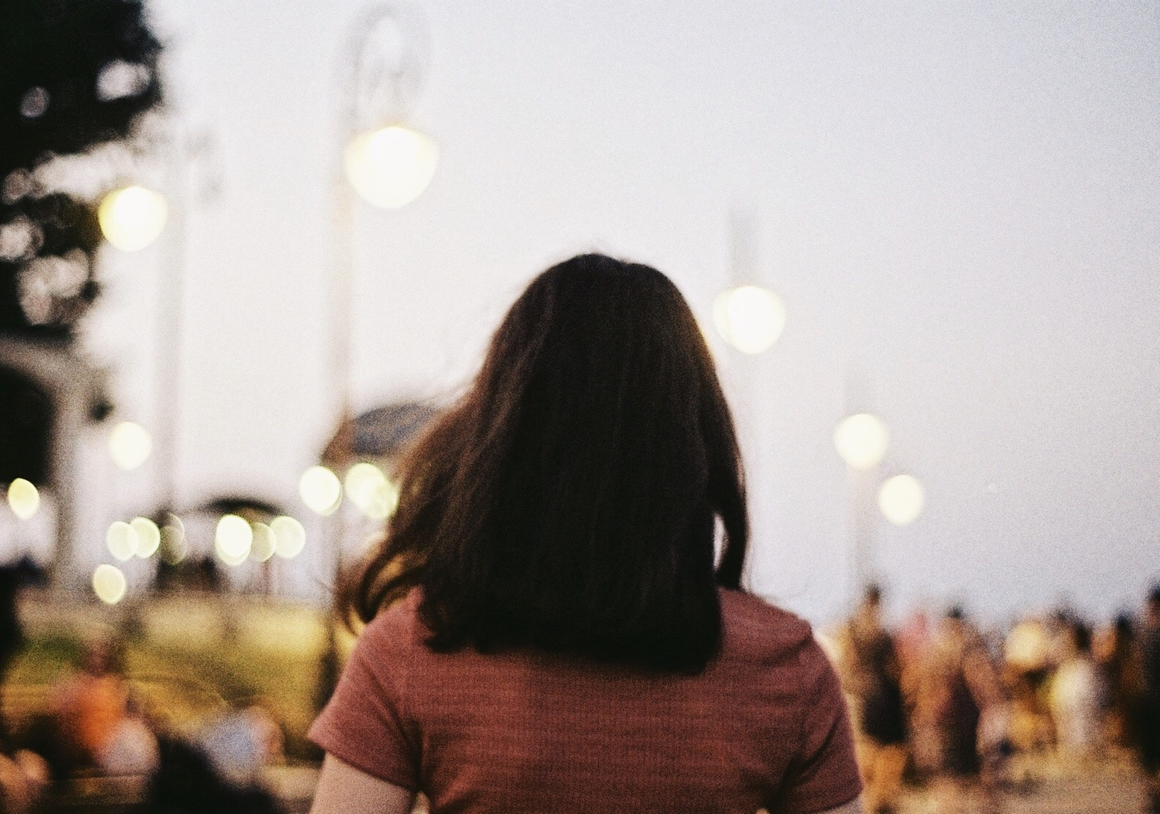 tourist, adult, lifestyles, analog, 35mm, crowd, dusk, young Adult, bokeh, grainy, city, night, illuminated, street, unrecognizable Person, street Light, HD Wallpaper
