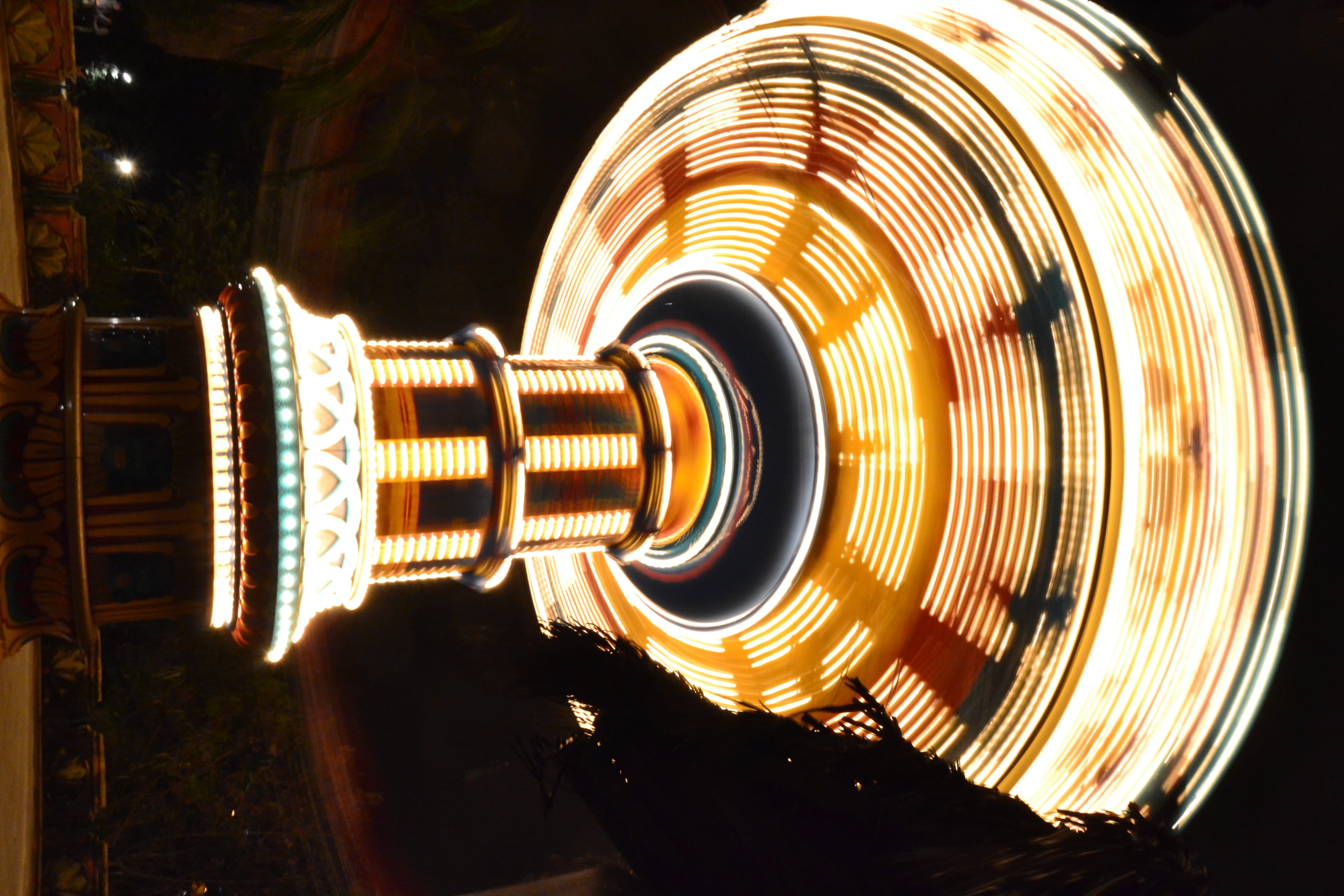 fractal, strap, carousel, built structure, blurred motion, illuminated, theme park, shape, pattern, close-up, plant, carnival, 4K, abies, ornament, crowd, HD Wallpaper