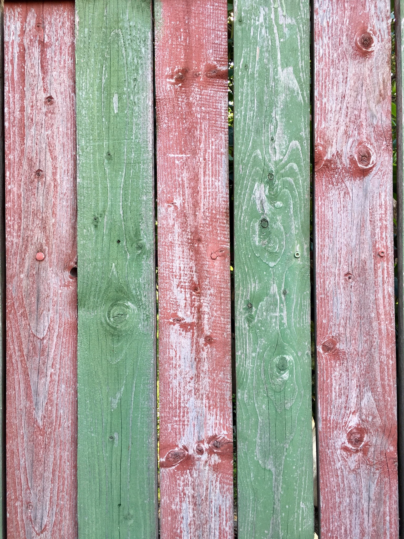 strada ion viteazu 12, close-up, green, full frame, no people, wood - material, run-down, damaged, outdoors, cluj-napoca, day, romania, weathered, fence, Phone HD Wallpaper