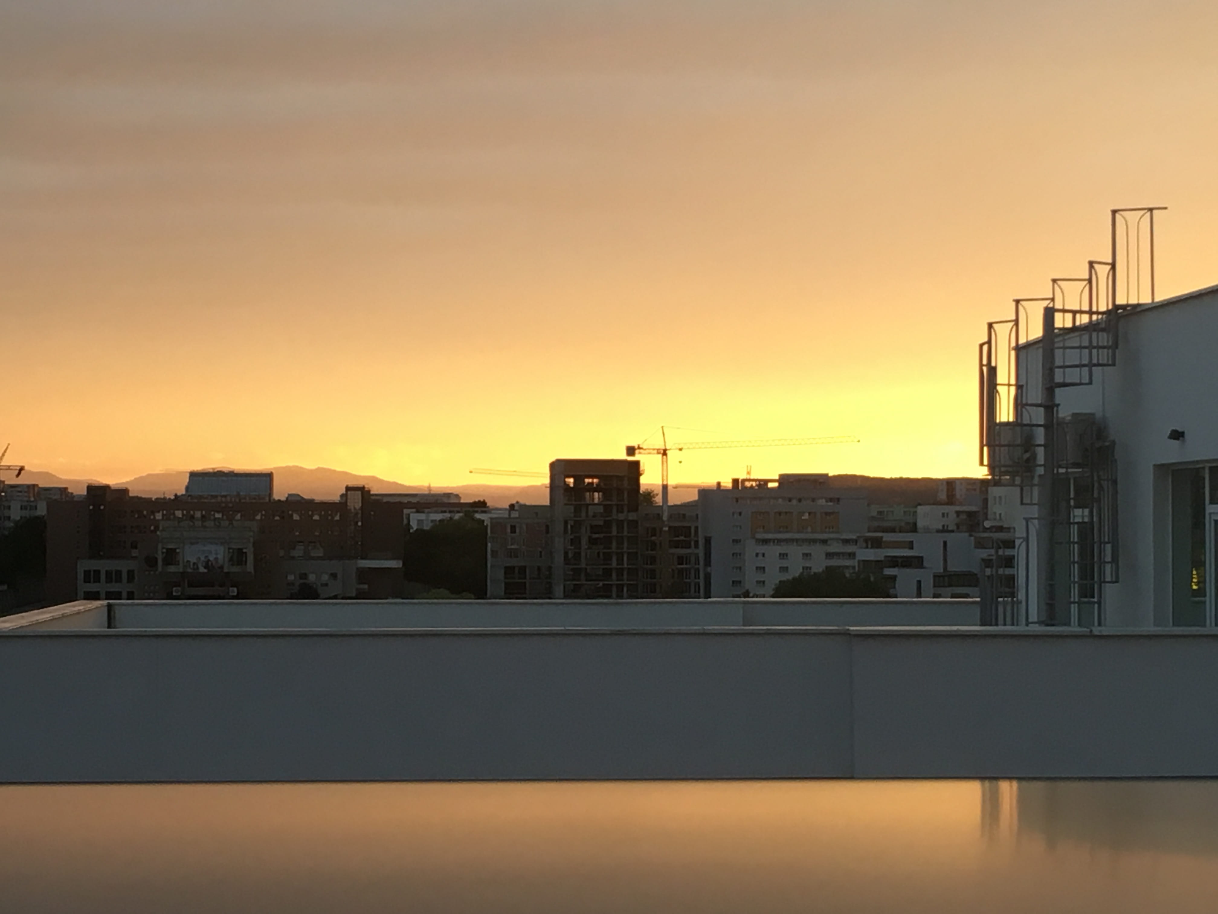 reflection, no people, cloud - sky, silhouette, romania, cityscape, city, construction equipment, outdoors, built structure, water, iulius mall est, cluj-napoca, HD Wallpaper