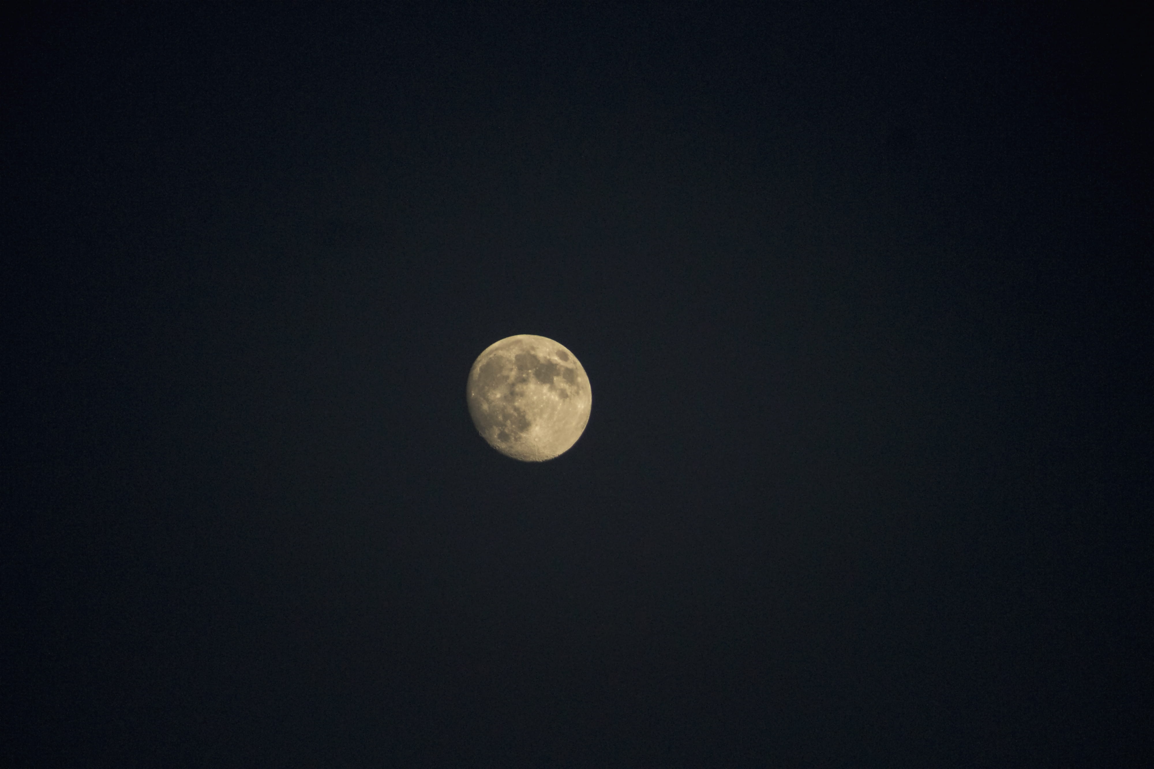 low angle view, planetary moon, tranquil scene, nature, beauty in nature, no people, space and astronomy, astronomy, tranquility, scenics - nature, sky, HD Wallpaper