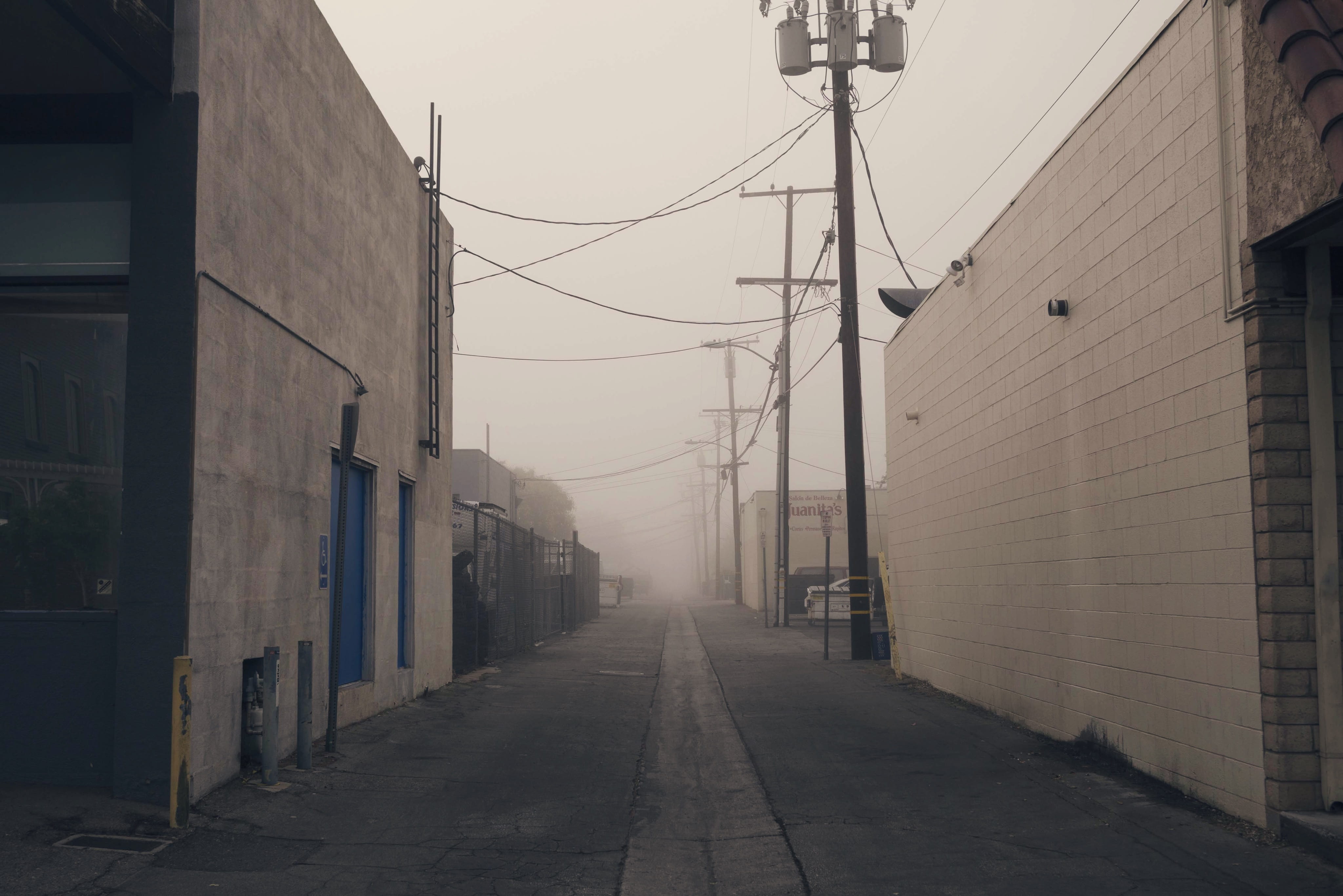 fog, road, path, building exterior, alley, white, city, gray, nature, power line, street, no people, electricity, the way forward, alleyway, sky, power supply, HD Wallpaper