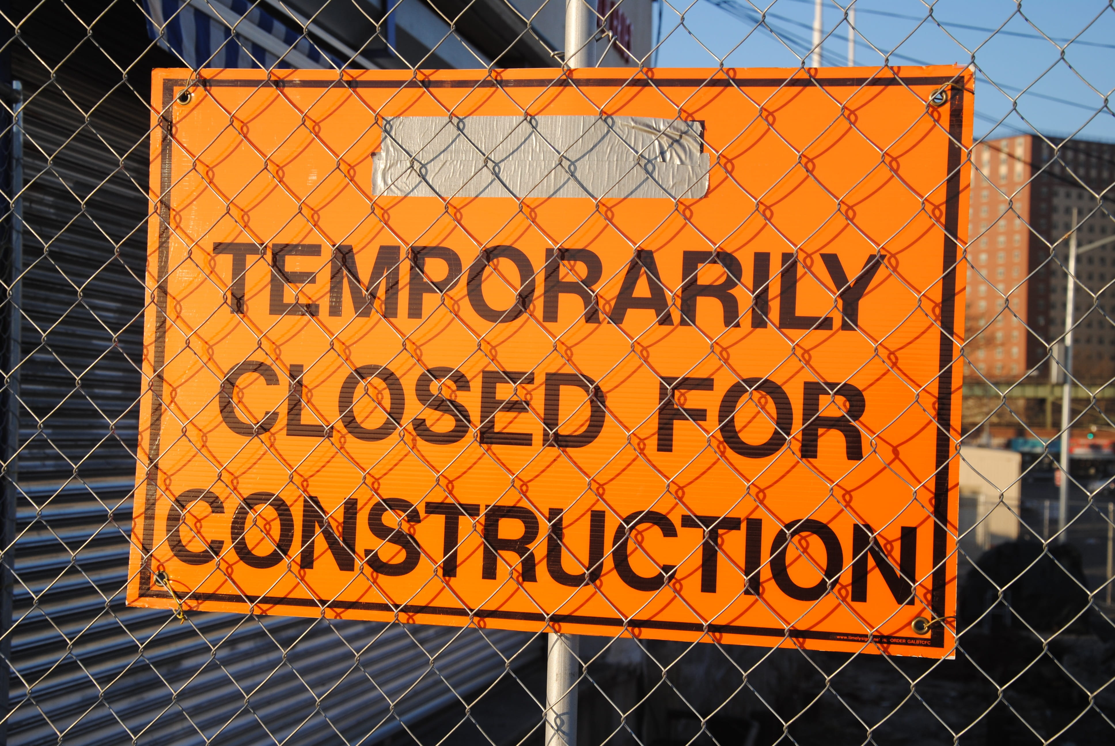 construction, 4K, site, closed, sign, fence, coming soon, forbidden, no people, billboard, signage, construction site, information sign, yellow, barrier, HD Wallpaper