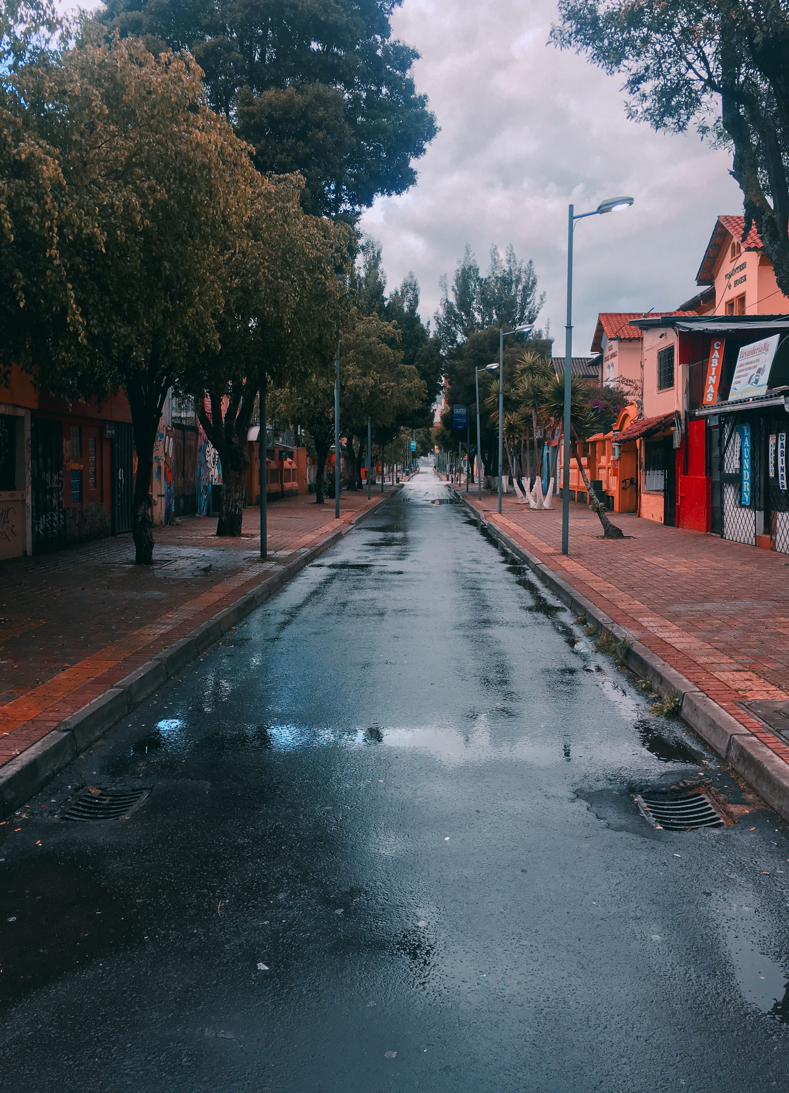 building exterior, cloud - sky, nature, road, outdoors, teal, blue, direction, photo, quito, diminishing perspective, architecture, no one, travel the world, Phone HD Wallpaper
