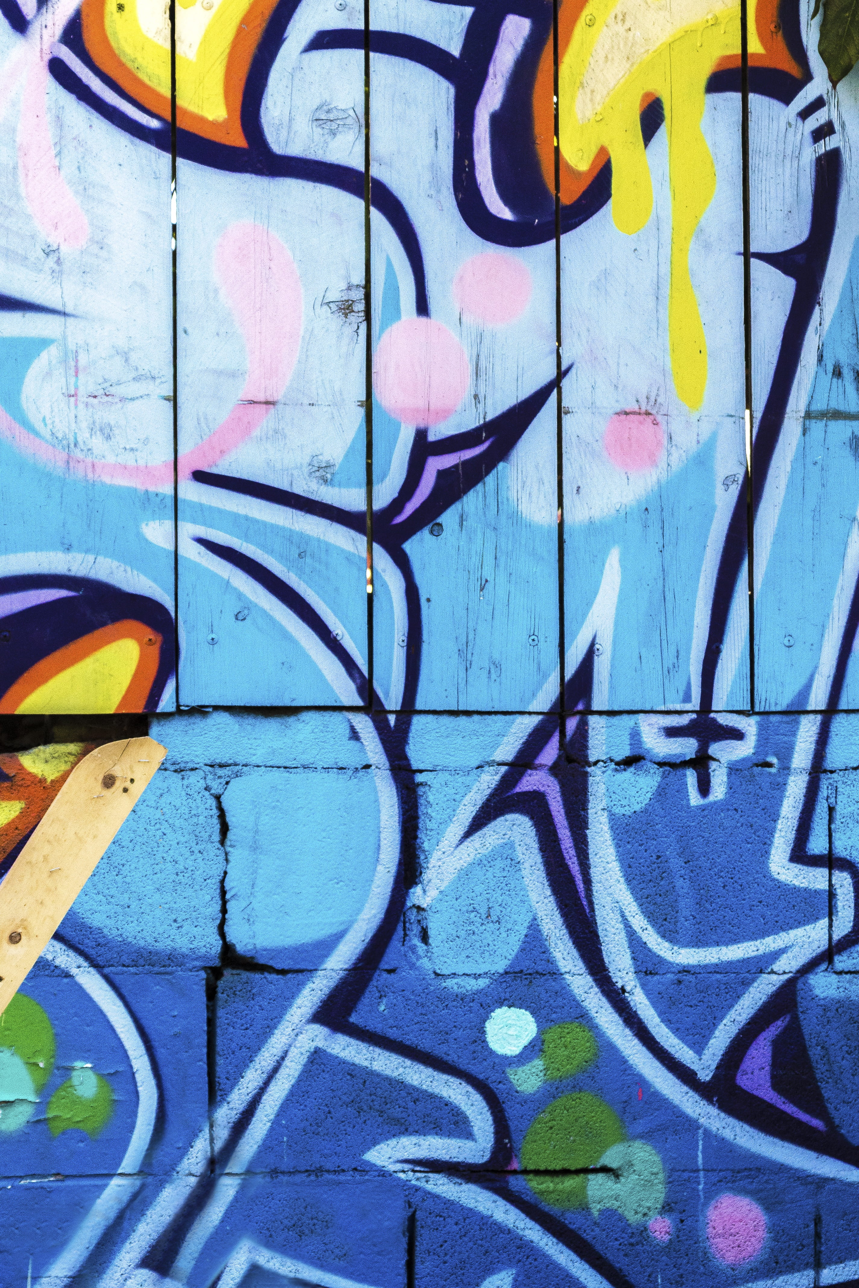 building, spray paint, grunge, façade, multi colored, art, artistic, pattern, metal texture, background, creativity, backgrounds, tags, blue, 4K, painted, Phone HD Wallpaper