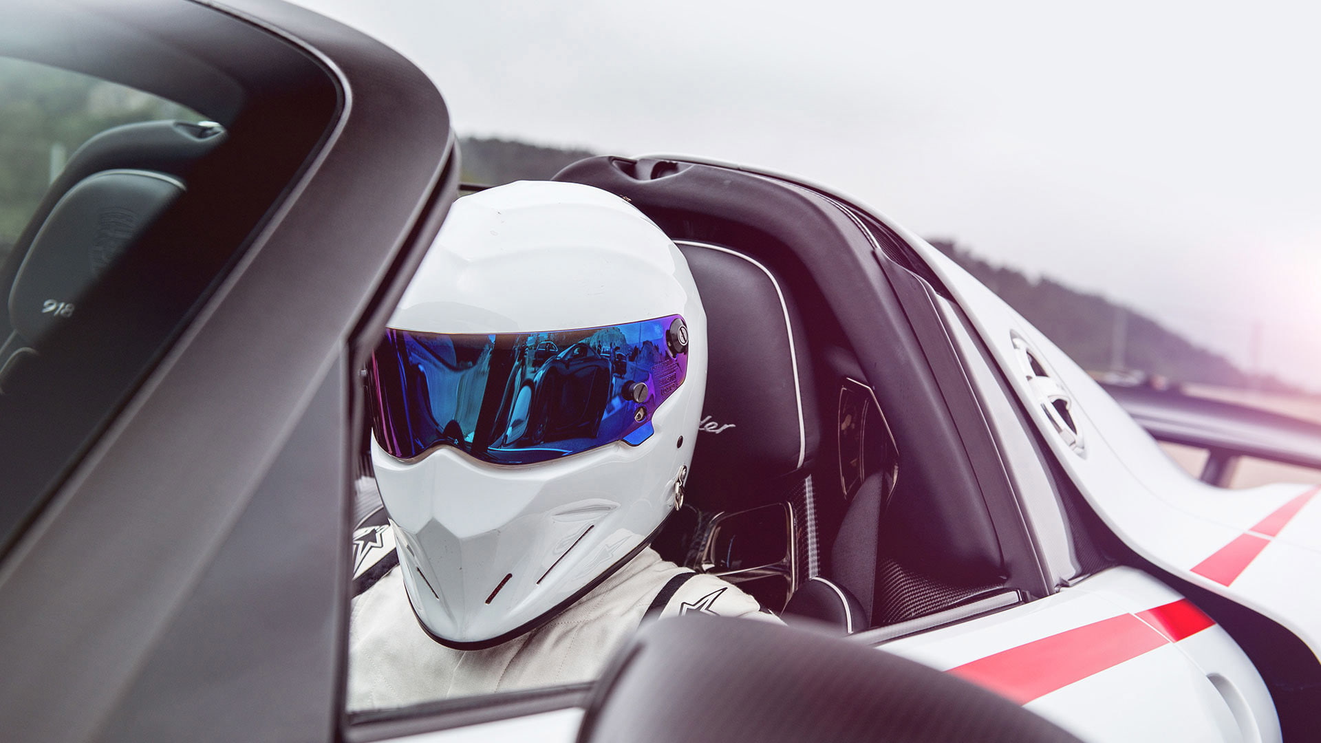 918, 1080P, Spyder, background, Weissach Package, Some Say, Porsche, helmet, the best телепередачаTthe Stig, The Stig, Top Gear, HD Wallpaper