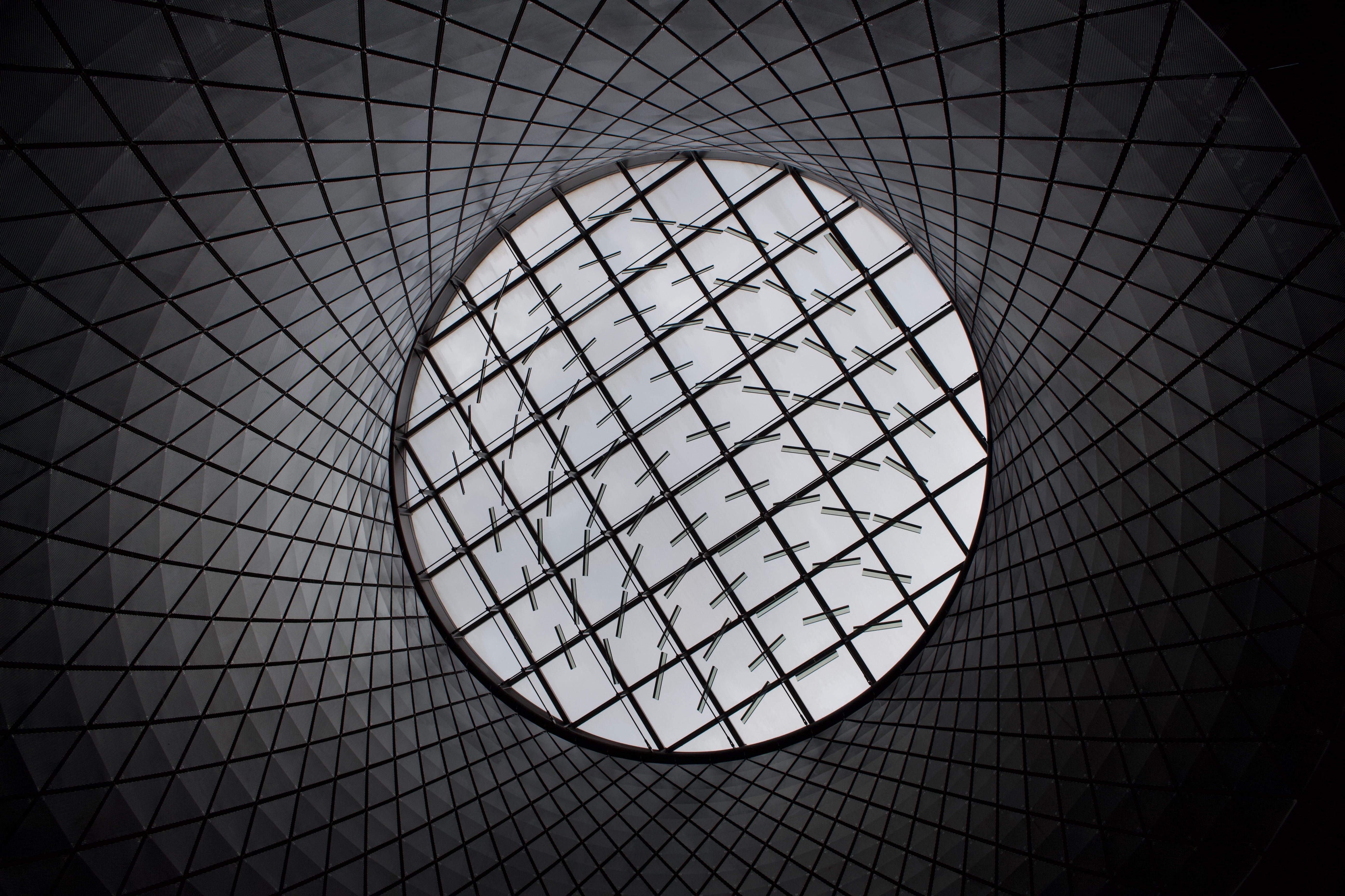 city, backgrounds, black Color, no People, illusion, gray, glass - Material, modern, new york, subway station, design, three-dimensional Shape, wire Mesh, HD Wallpaper