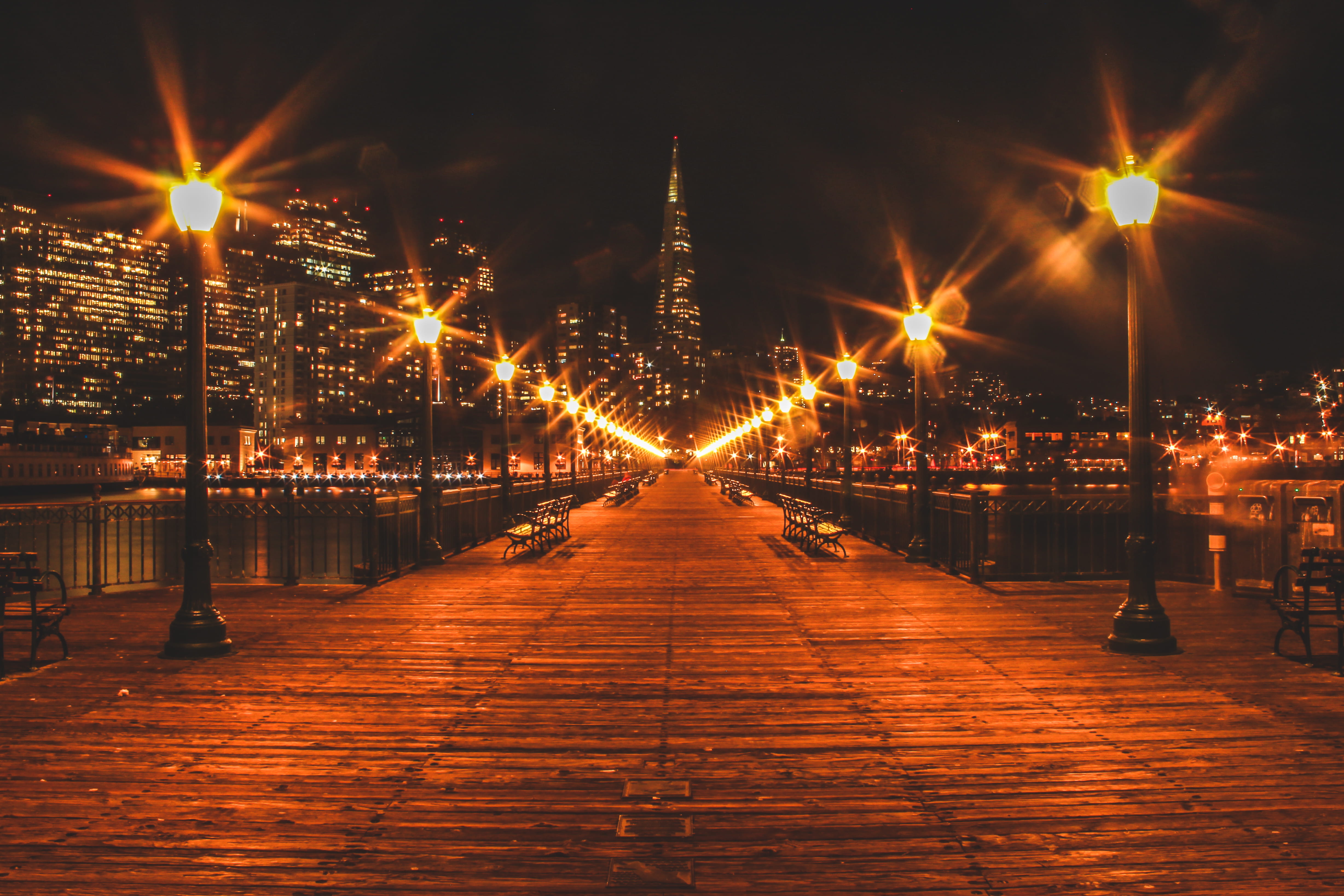 water, in a row, urban, lighting equipment, no people, 4K, footpath, travel destinations, pier, diminishing perspective, the way forward, bridge, night, HD Wallpaper