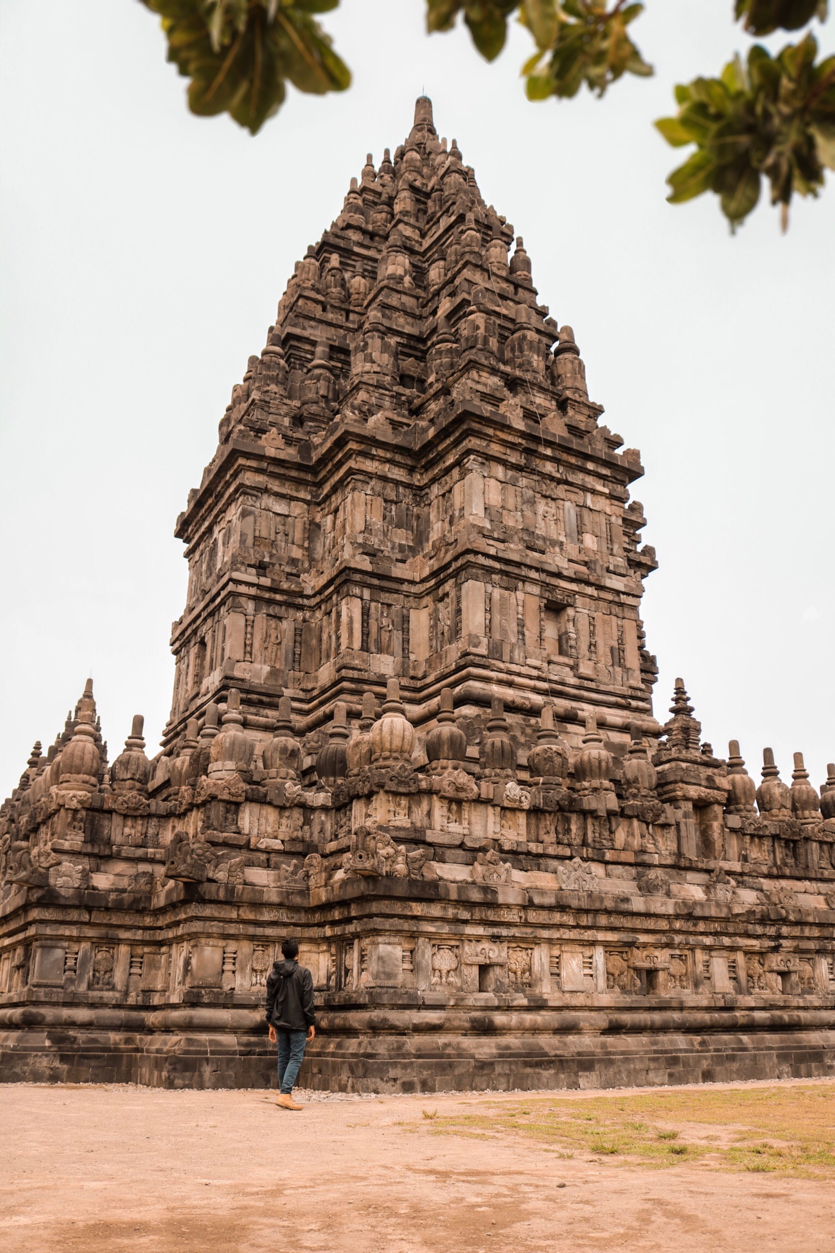 visit, spirituality, building exterior, building, place of worship, tourism, belief, nature, travel destinations, indonesia, archaeology, real people, 4K, Phone HD Wallpaper
