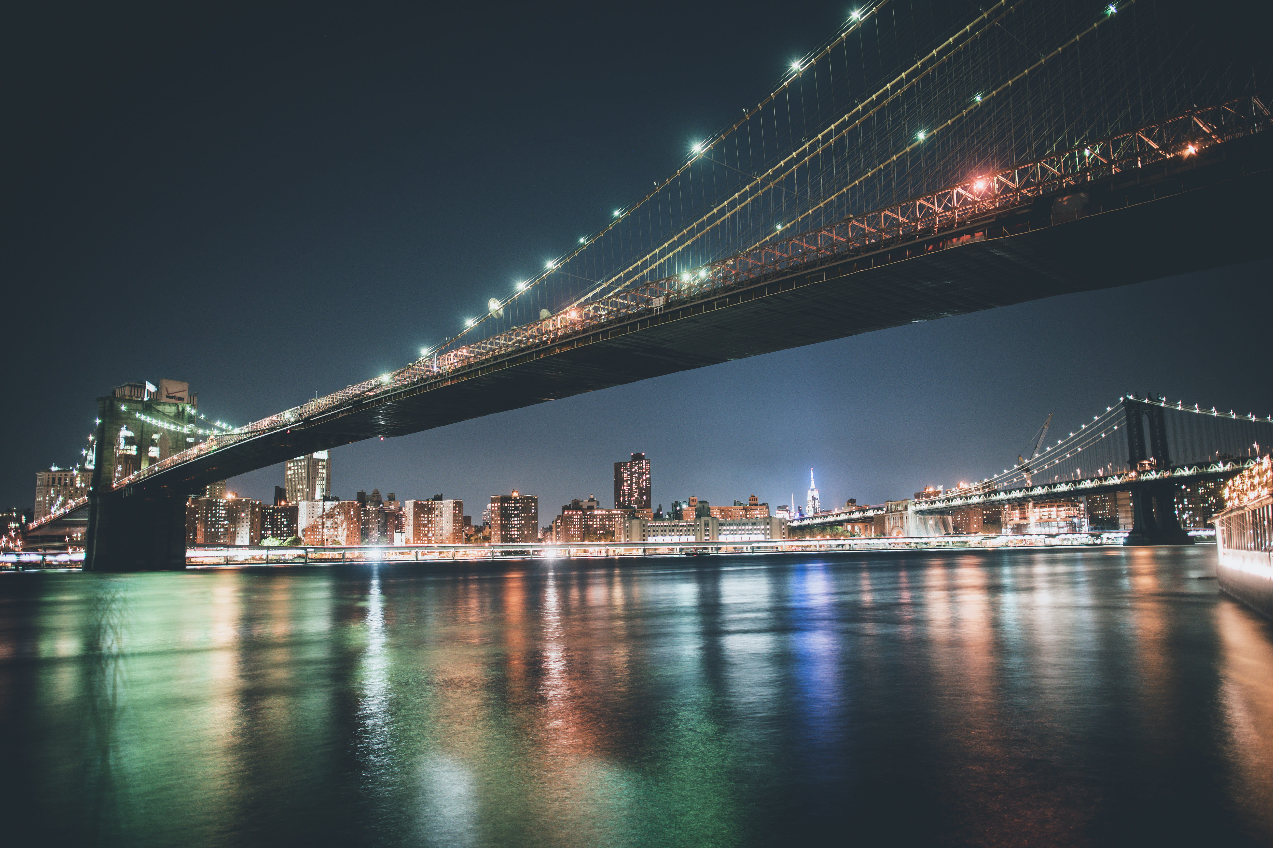 suspension bridge, reflection, office building exterior, bridge - man made structure, night, cityscape, built structure, architecture, outdoors, water, HD Wallpaper
