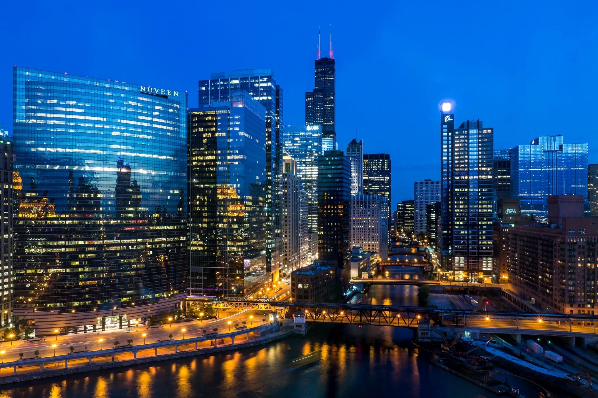 Illinois, tall - high, downtown district, 1080P, cityscape, the city, sky, bridge - man made structure, modern, urban skyline, illuminated, office building exterior, HD Wallpaper