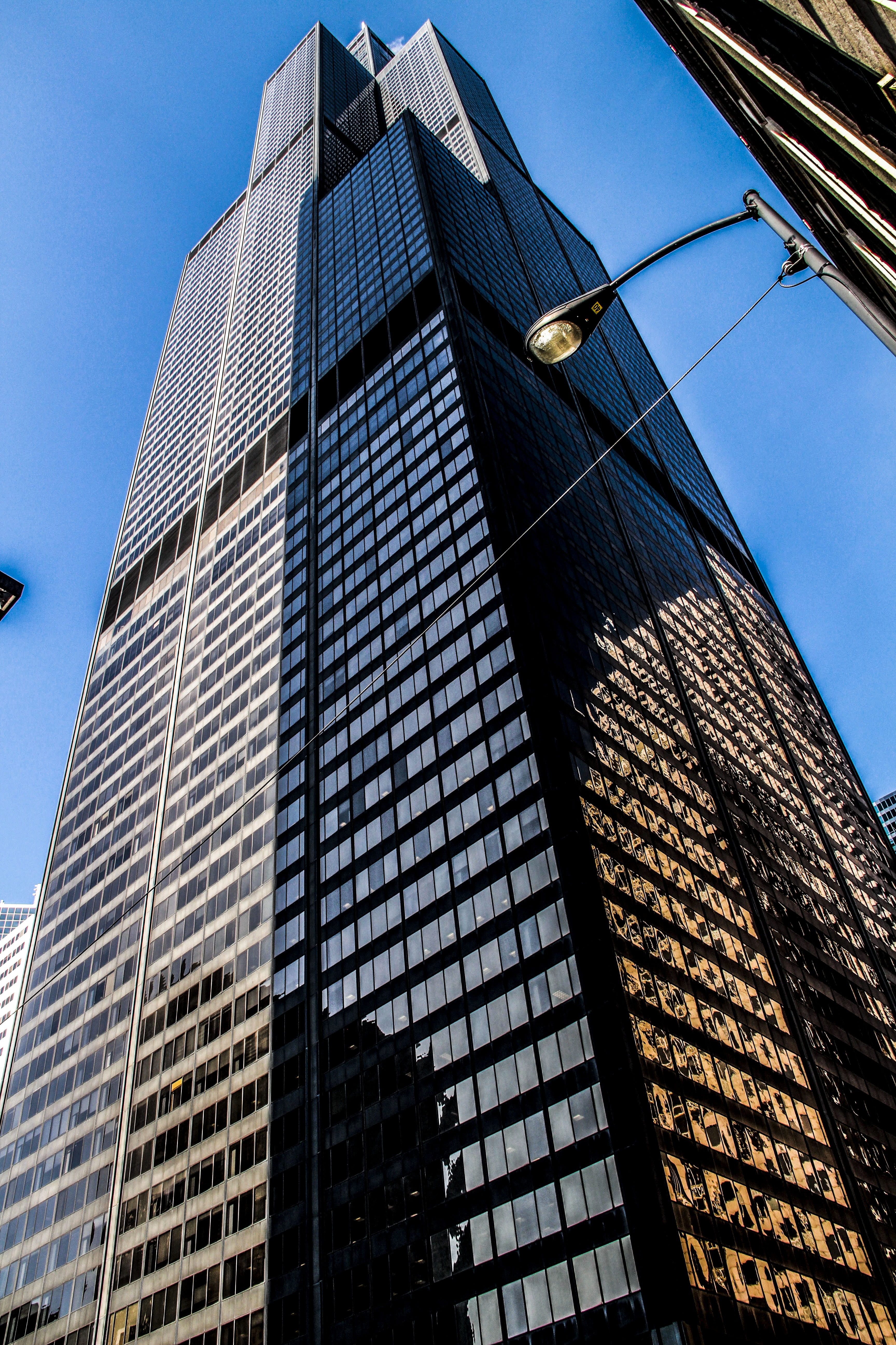 willis tower, modern, high rise, architecture, tall - high, office building exterior, buildings, skyscraper, day, outdoors, office, reflection, building, Phone HD Wallpaper