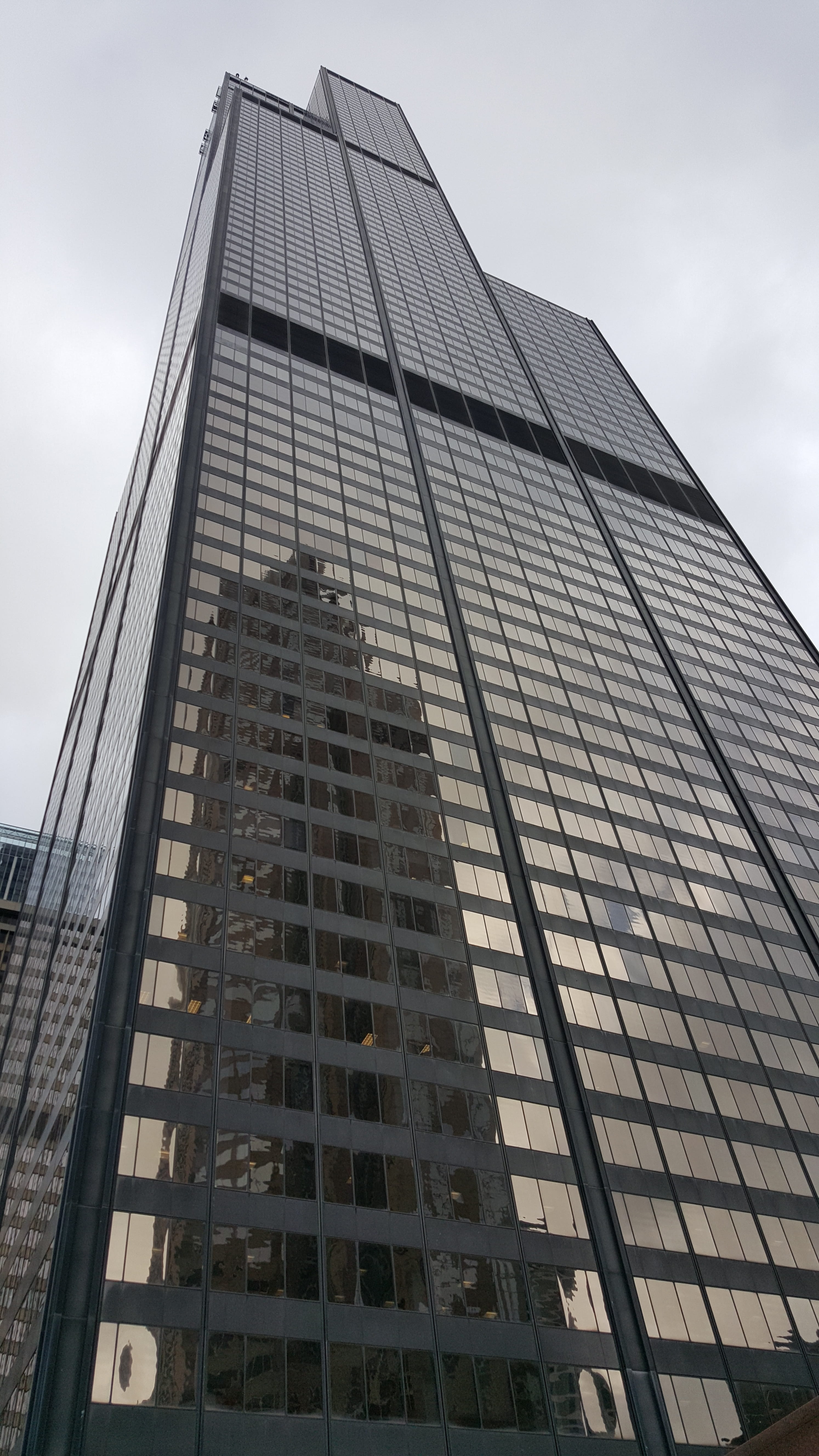 building, city, modern, sears, glass - material, chicago, building exterior, office, business, Sears, outdoors, 5K, day, skyscraper, low angle view, architecture, Phone HD Wallpaper