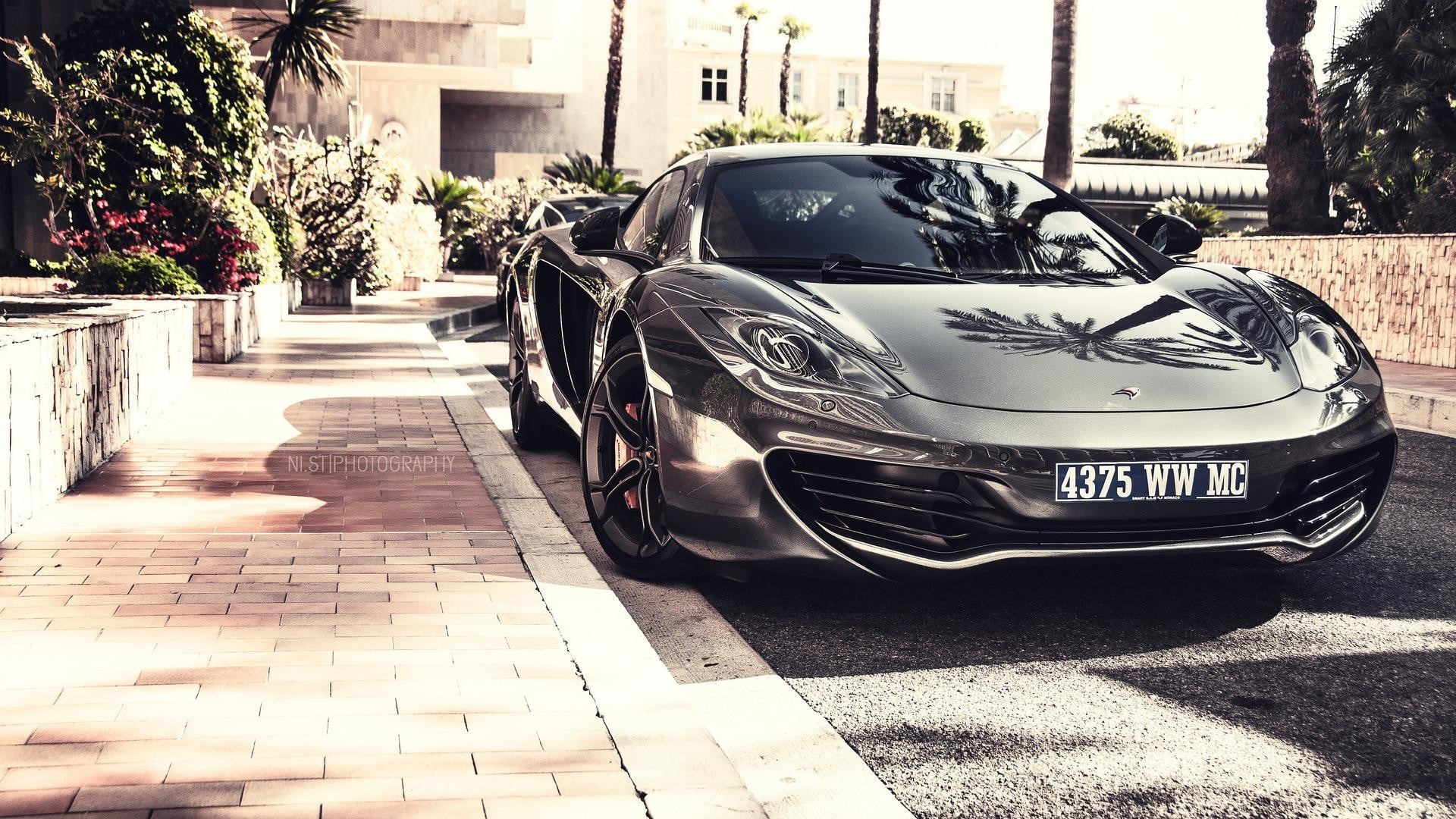 transportation, land vehicle, motor vehicle, pavement, architecture, car, gray, 1080P, street, McLaren MP4-12C, city, day, mode of transportation, built structure, HD Wallpaper