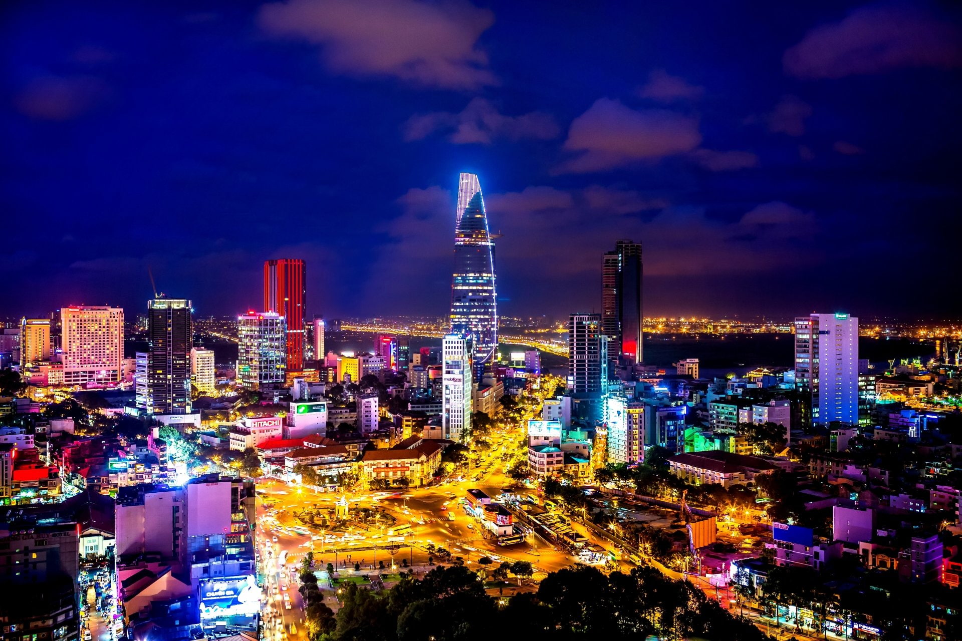office building exterior, cloud - sky, landscape, built structure, illuminated, architecture, Skyscraper, luxury, tower, Ho Chi Minh City, Vietnam, urban skyline, HD Wallpaper