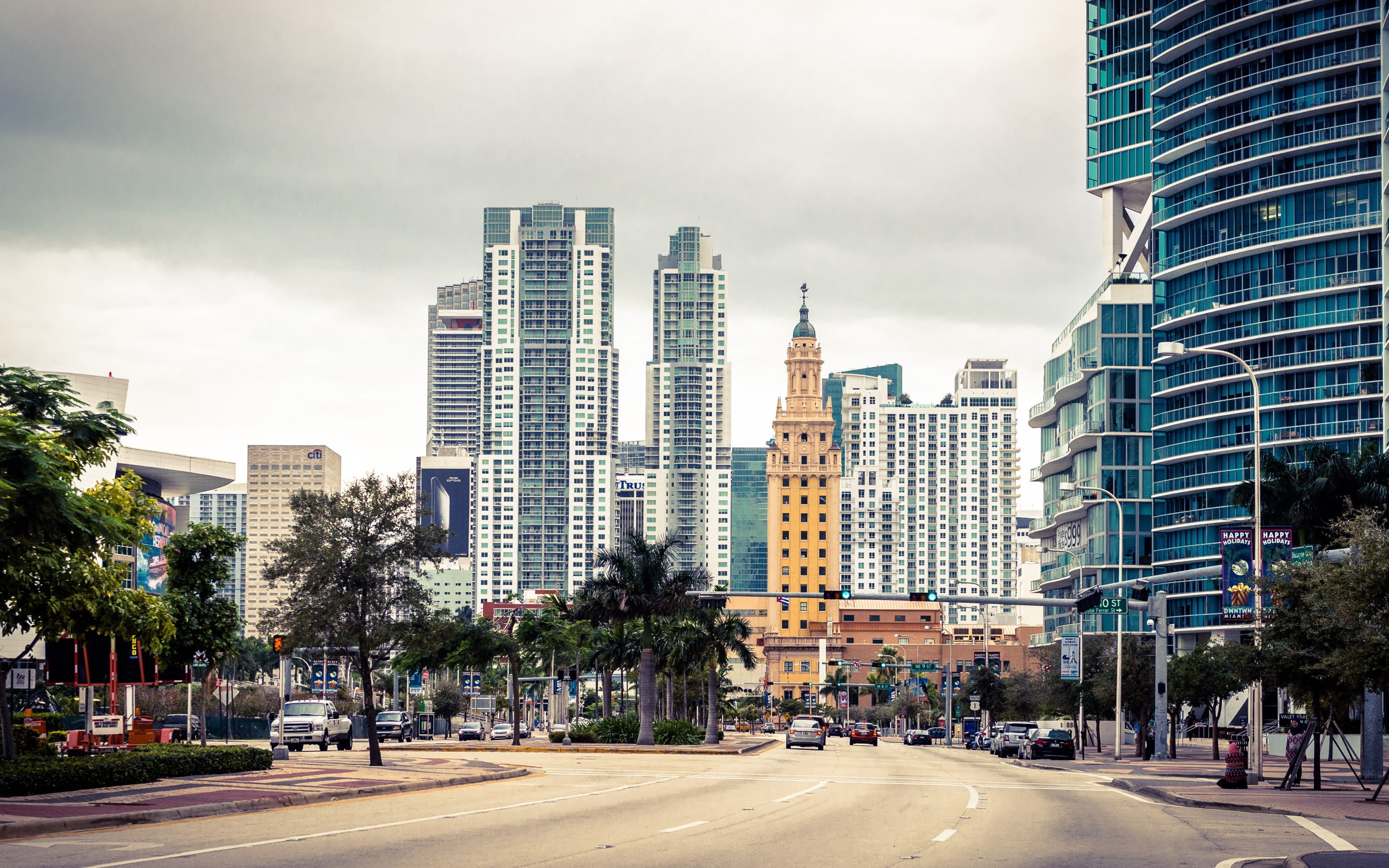 house, tree, Miami, skyscraper, blue, USA, street, glass, Cloud, sky, Florida, building, car, 2K, HD Wallpaper