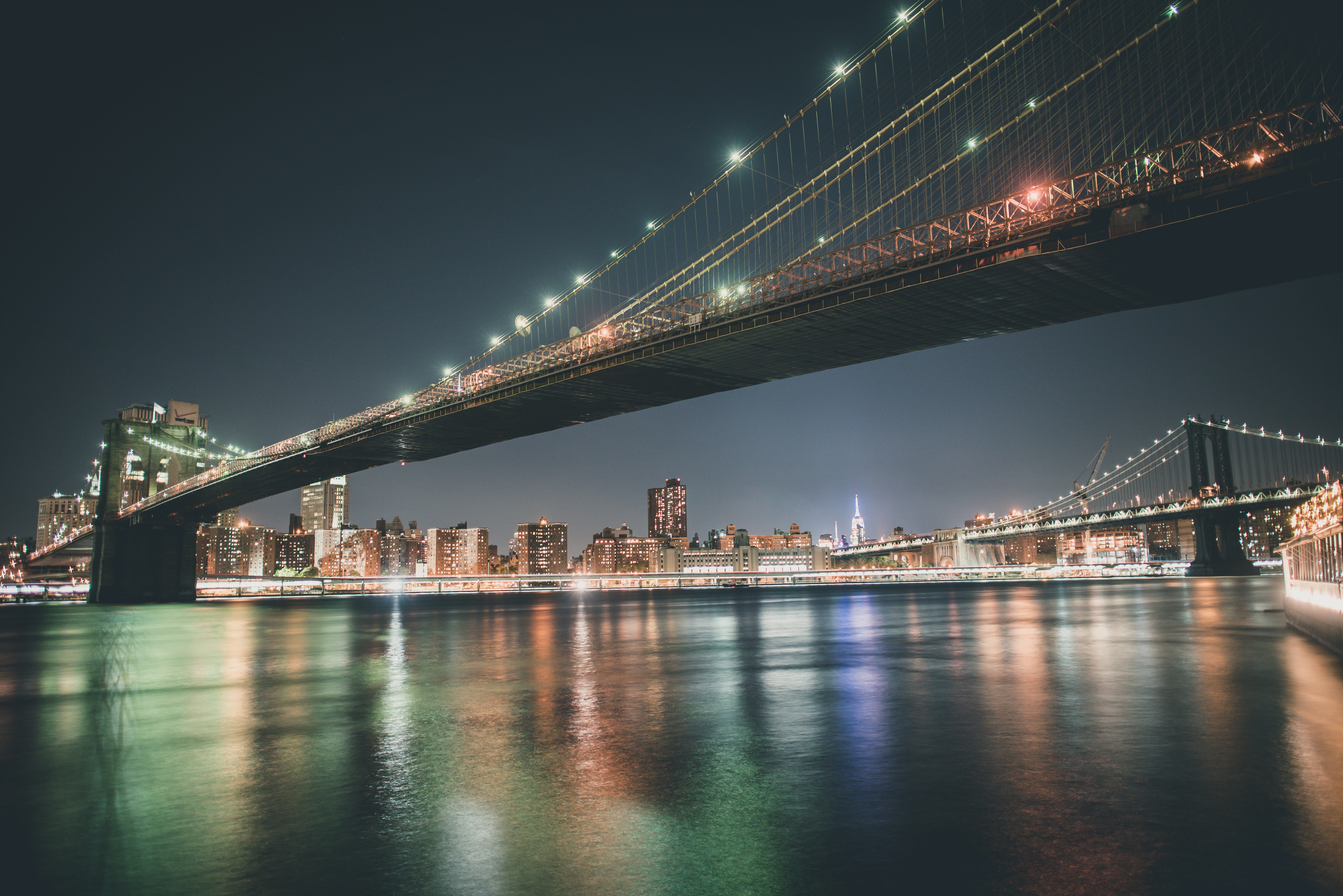 brooklyn, 8K, sky, built structure, illuminated, transportation, skyline, reflection, bridge, outdoors, new york, river, a7rii, cityscape, city, night, HD Wallpaper