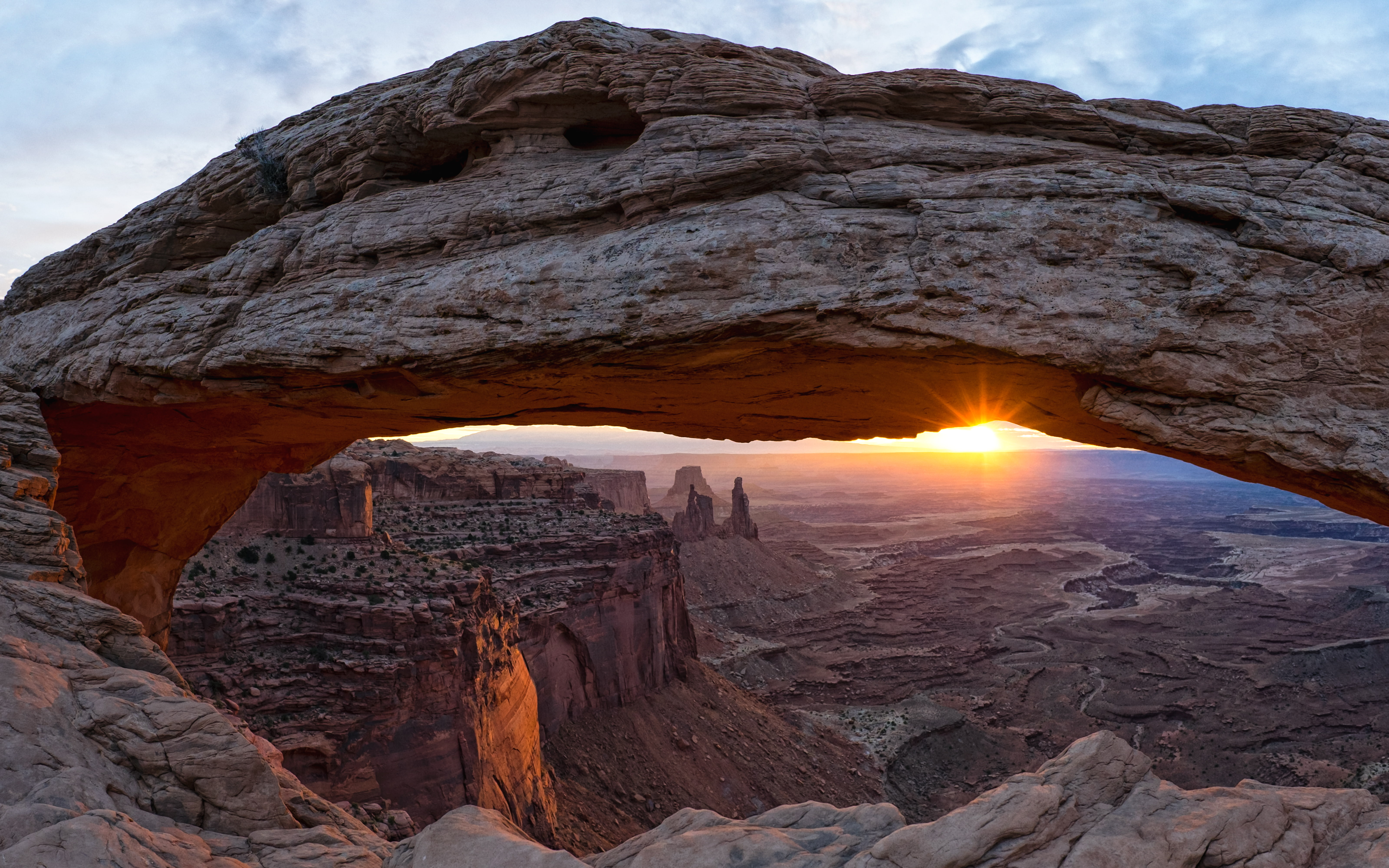 desert, rock, sun, sky, outdoors, 5K, solid, tranquility, utah, eroded, natural arch, mesaarch, nature, photography, arch, climate, lens flare, geology, HD Wallpaper