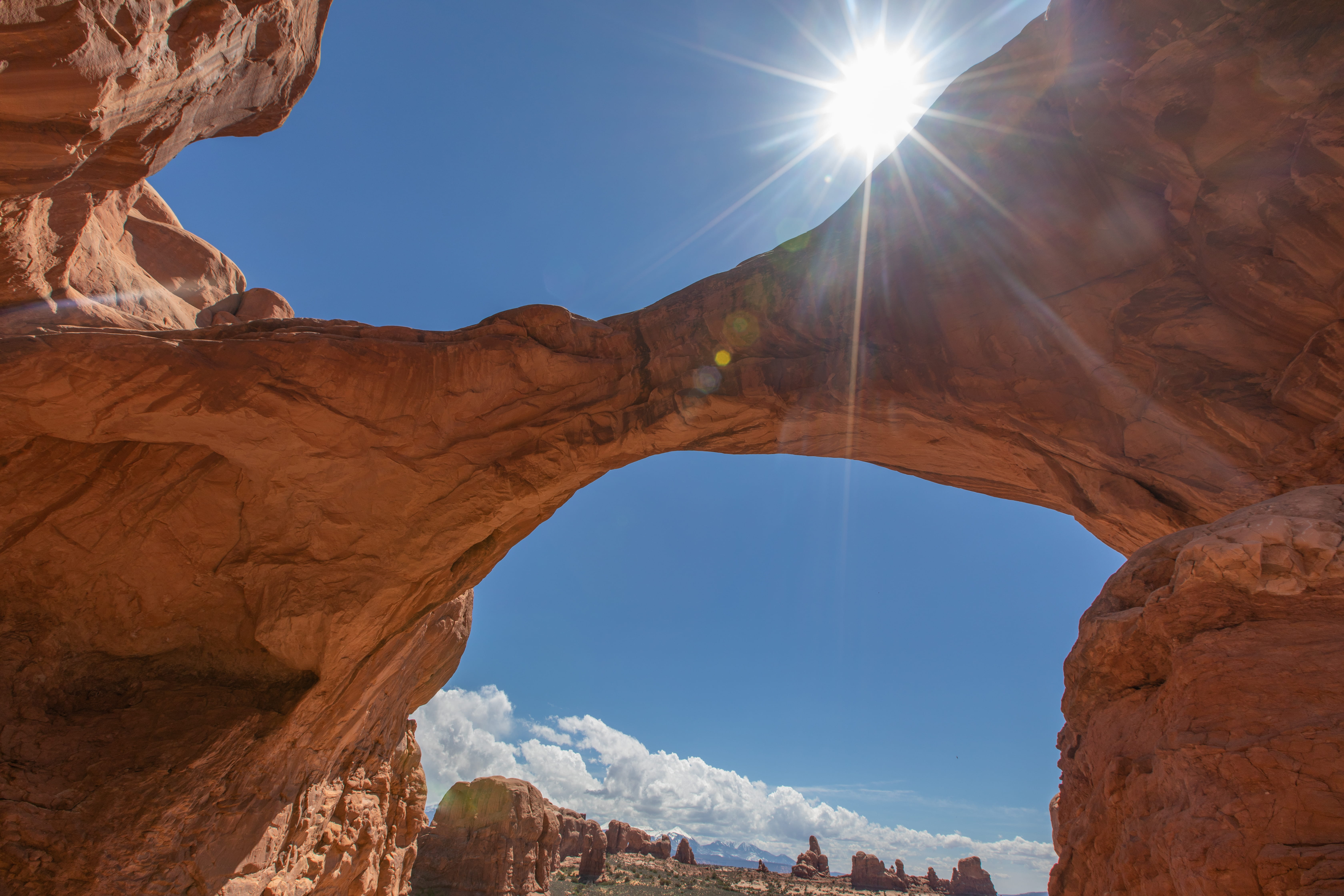 physical geography, tranquility, archaeology, solid, national park, eroded, travel destinations, sandstone, utah, canyon, sky, human, mountain, rock formation, HD Wallpaper